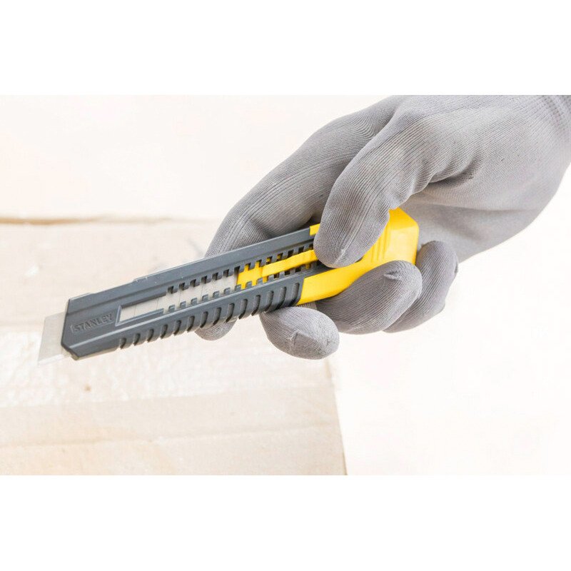 Cutter 18 mm Stanley SM
