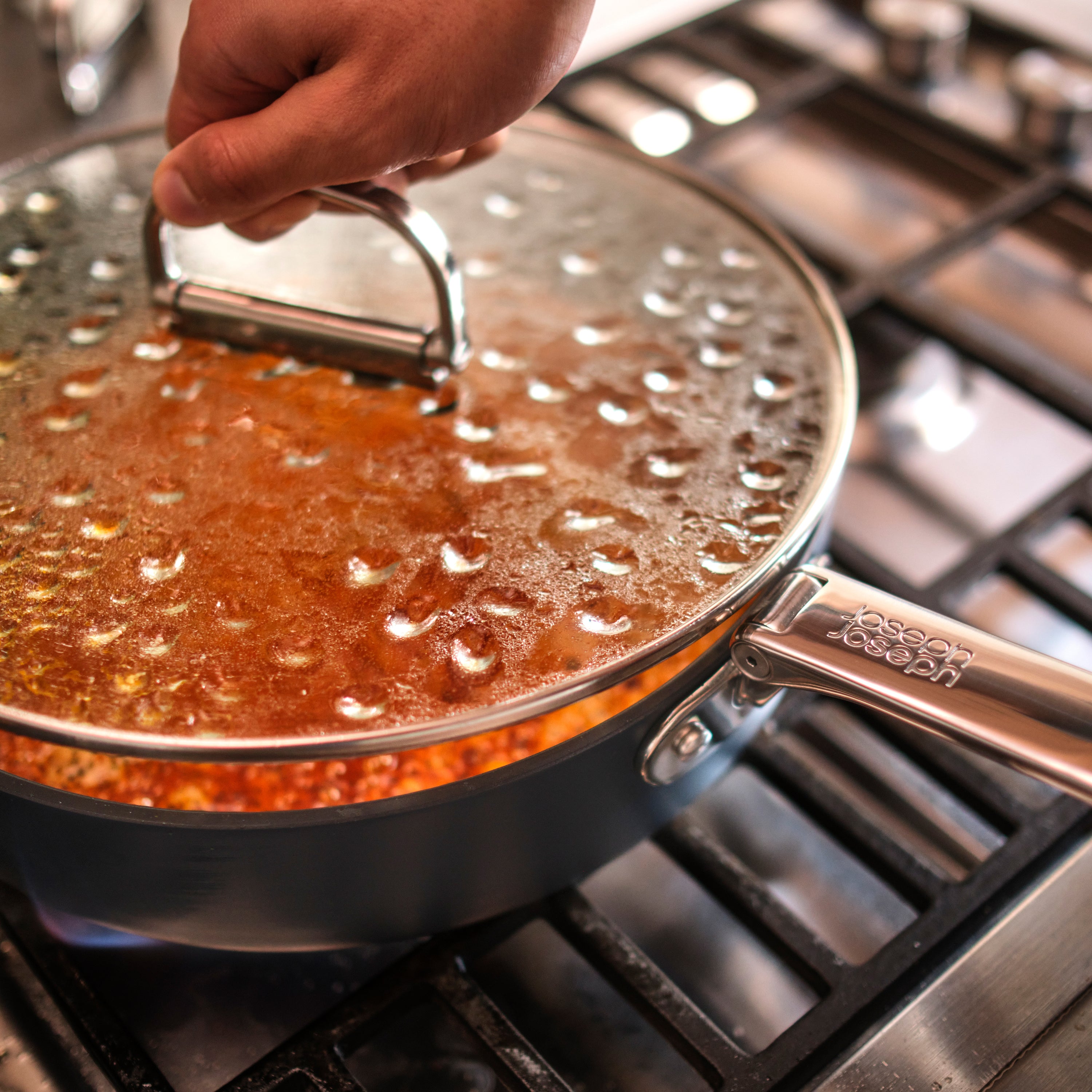 Joseph Joseph Space Sauteerpan met Deksel - Ã 28 cm