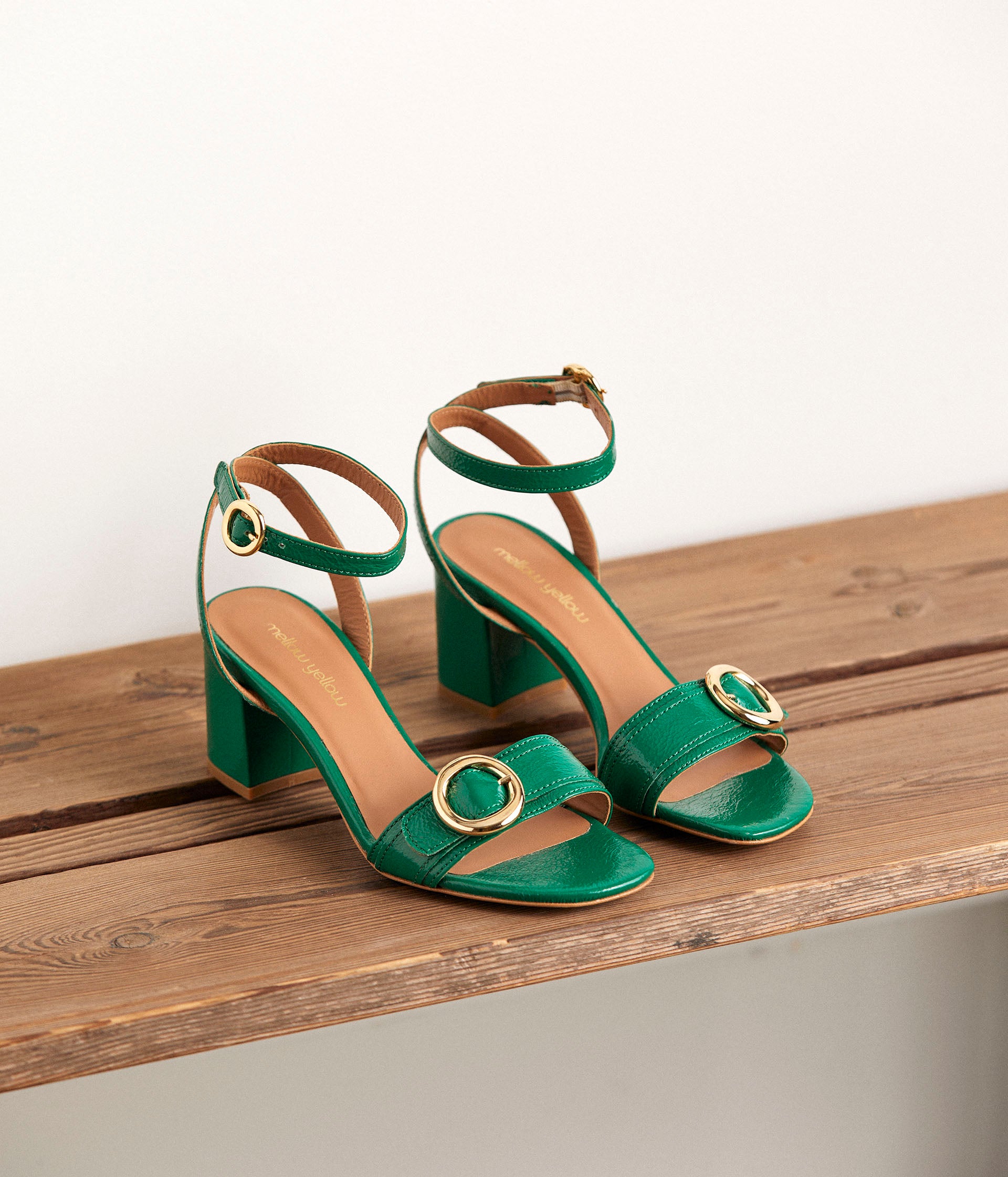 Sandales vertes vernies Lise