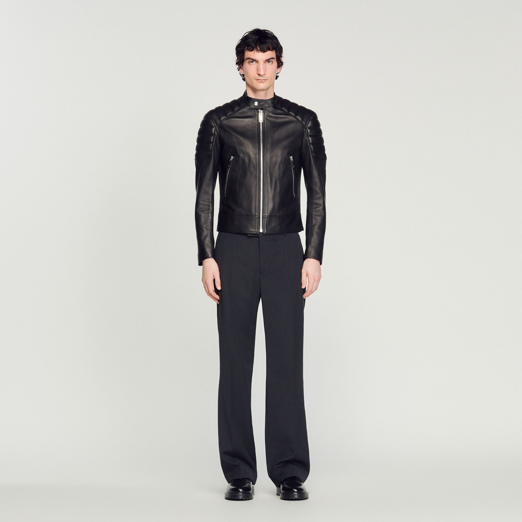 Blouson en cuir finitions matelassees