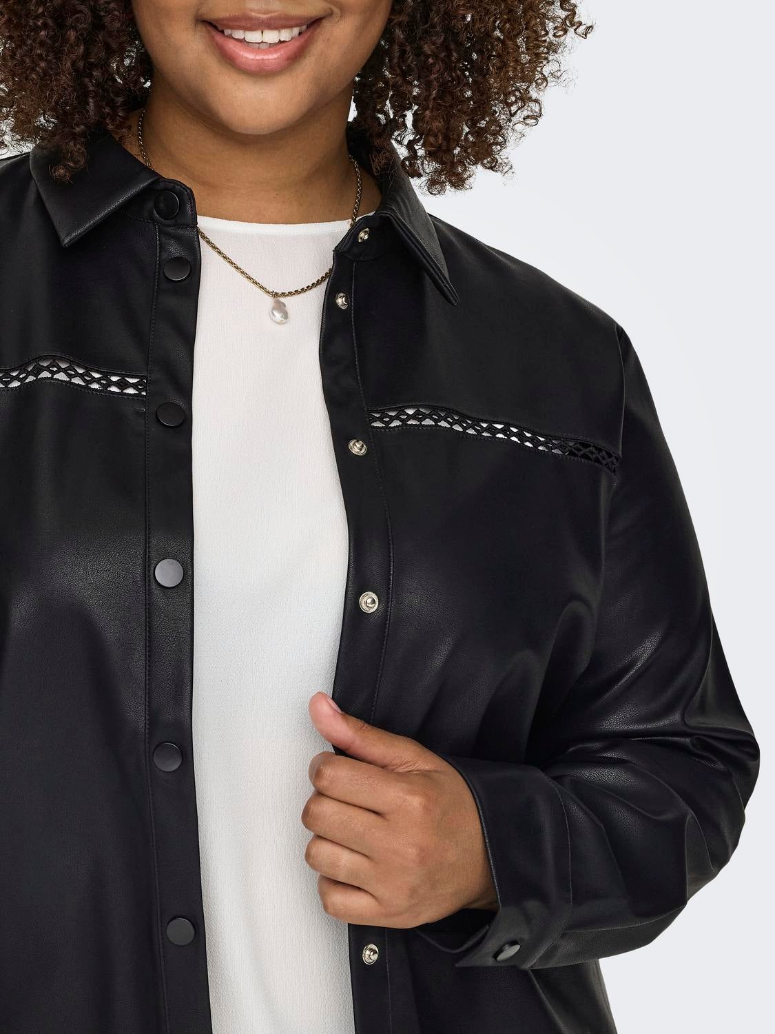 CARTANA Kunstlederhemd Black