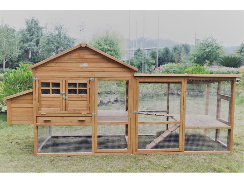 PetHomes Kleintierstall HolidayPark 2022, aus Massivholz Isolierter Kleintierstall mit gedecktem Auslauf aus Massivholz