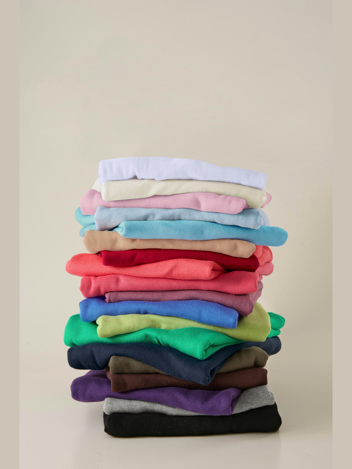 Veste en tricot fin superbe basique avec poches plaquées