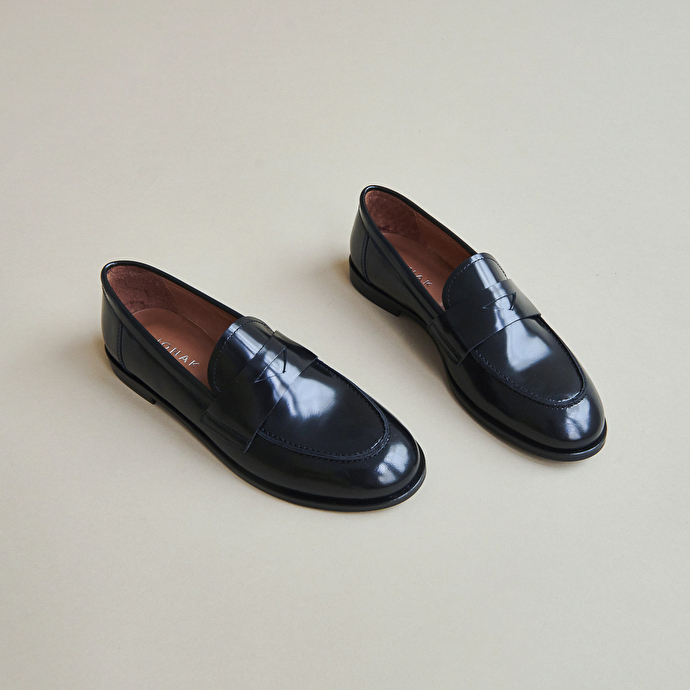 Mocassins à bouts ronds  en cuir glacé noir
