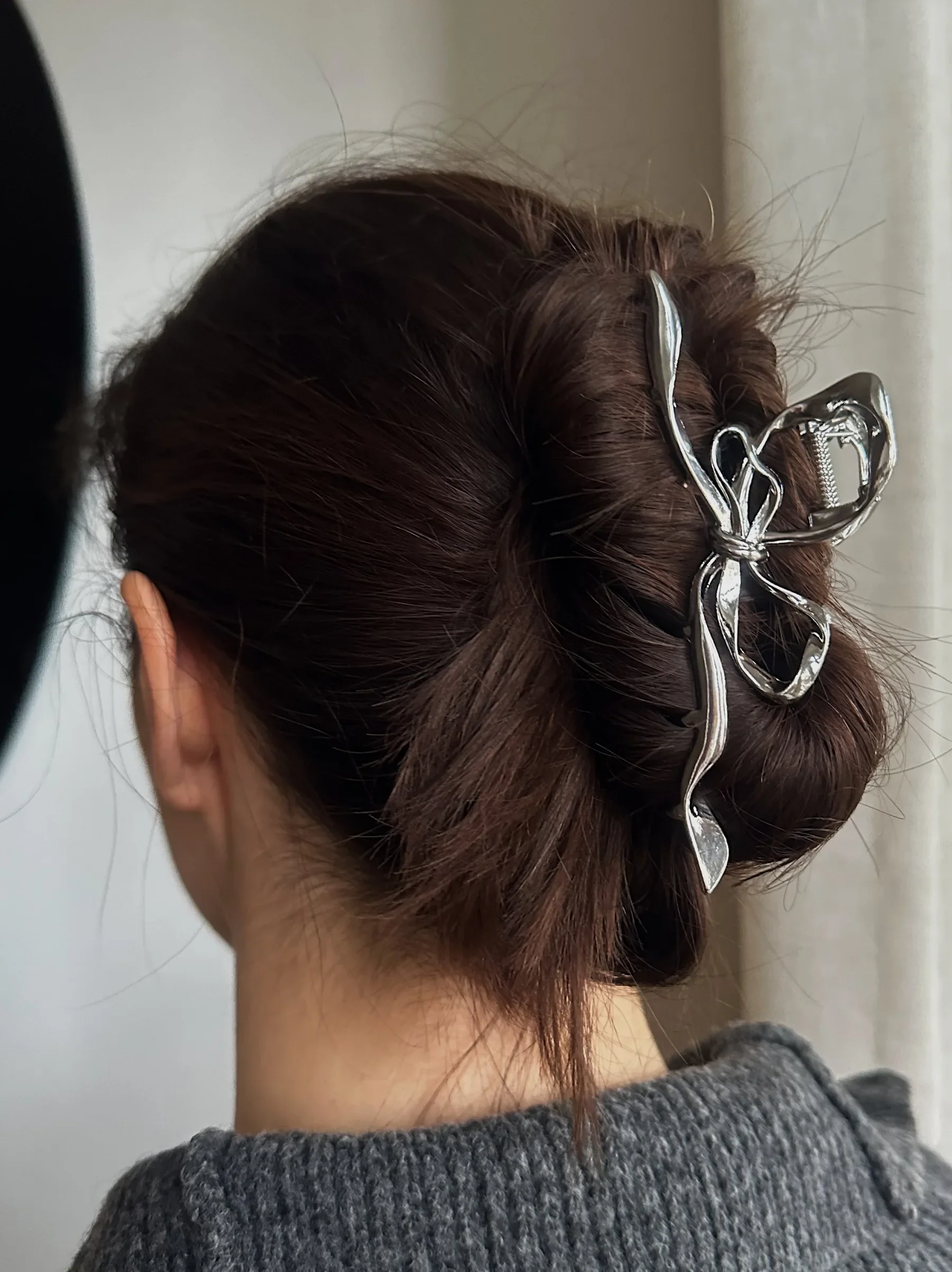 Pico  Metallic Bow hårklemme - sølvfarvet