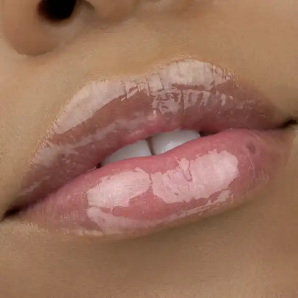 JUICY BOMB shiny lipgloss 103