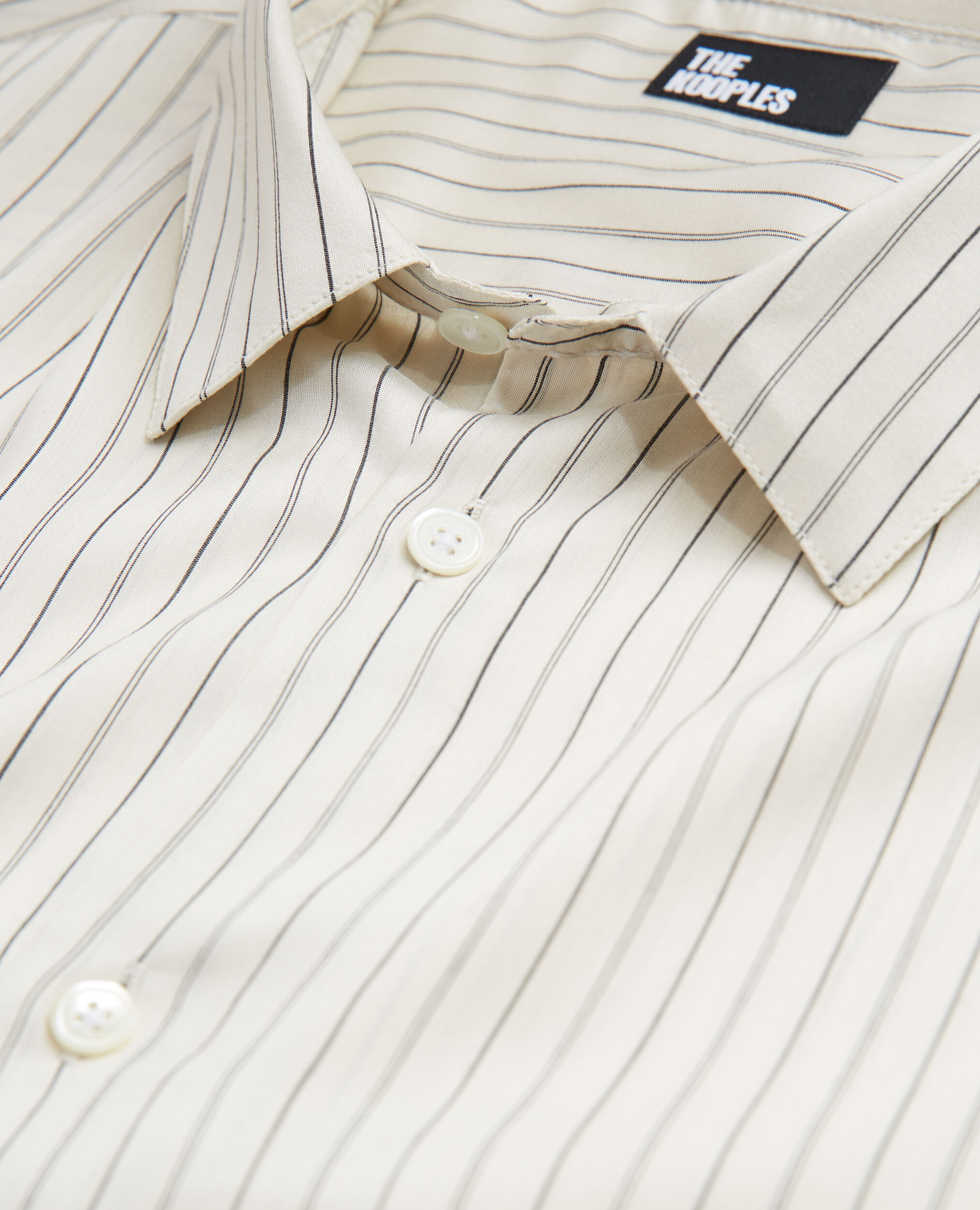 Chemise col classique slim à rayures écrue