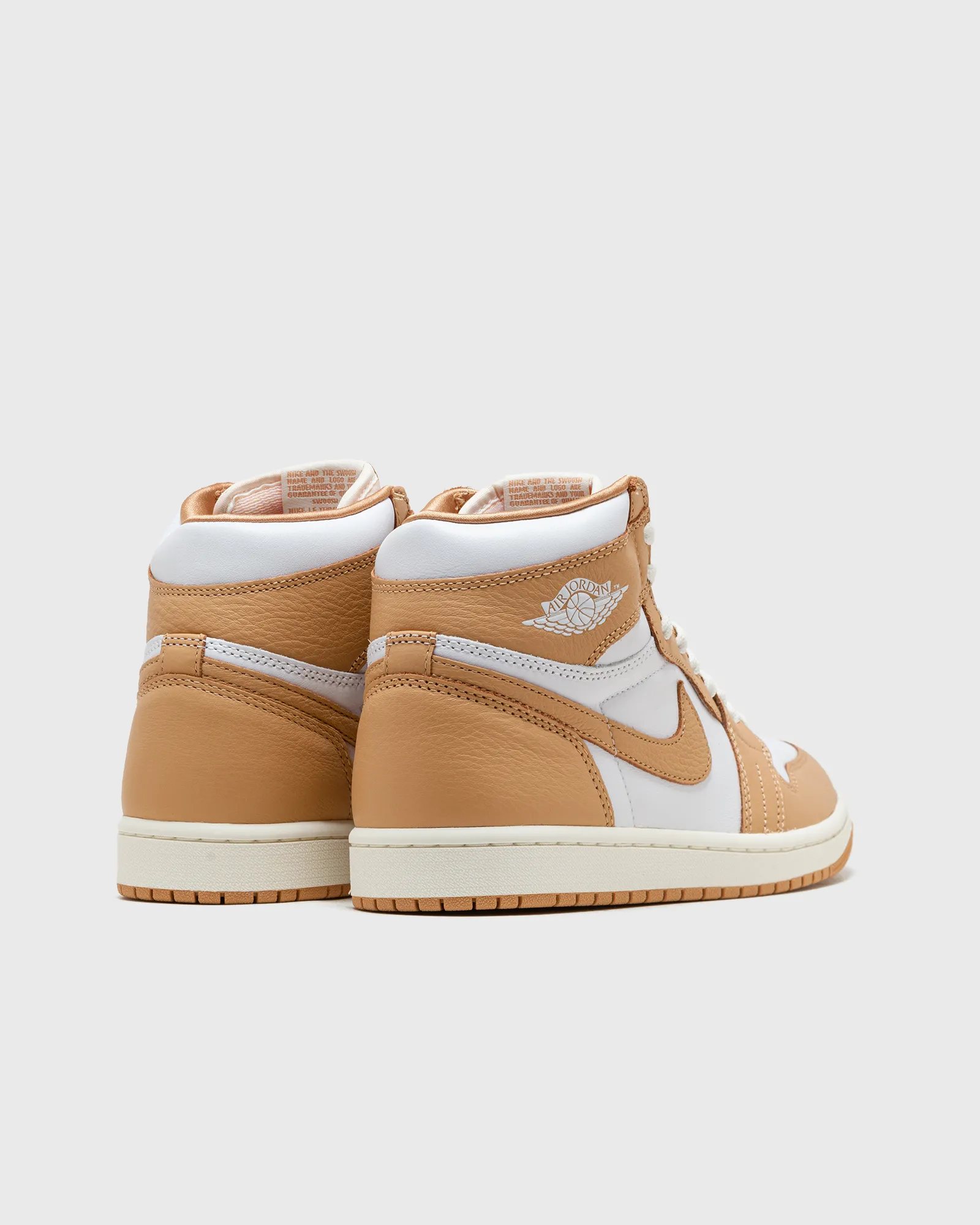 Jordan WMNS AIR JORDAN 1 RETRO HI OG 'Praline'