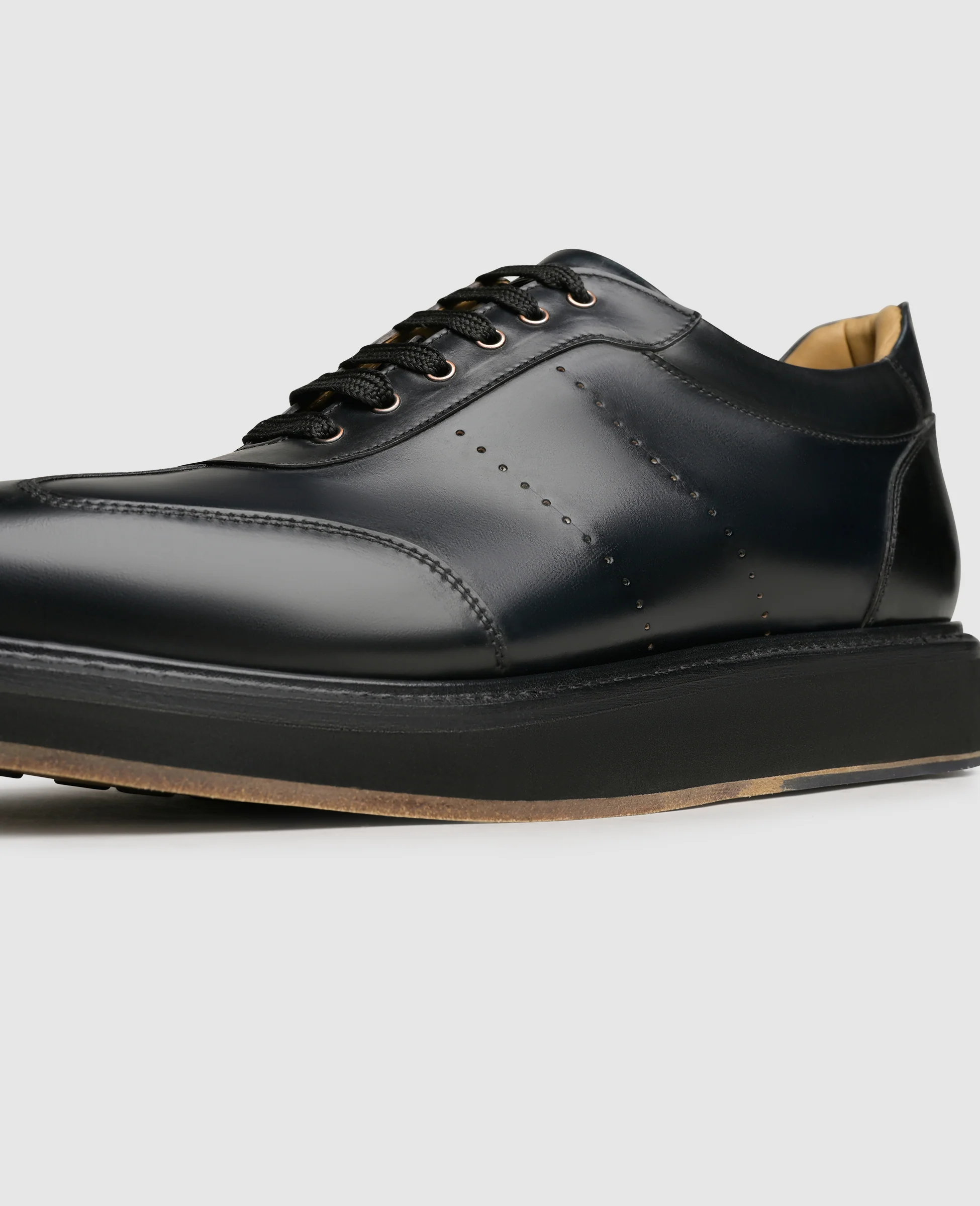 London Sneaker C