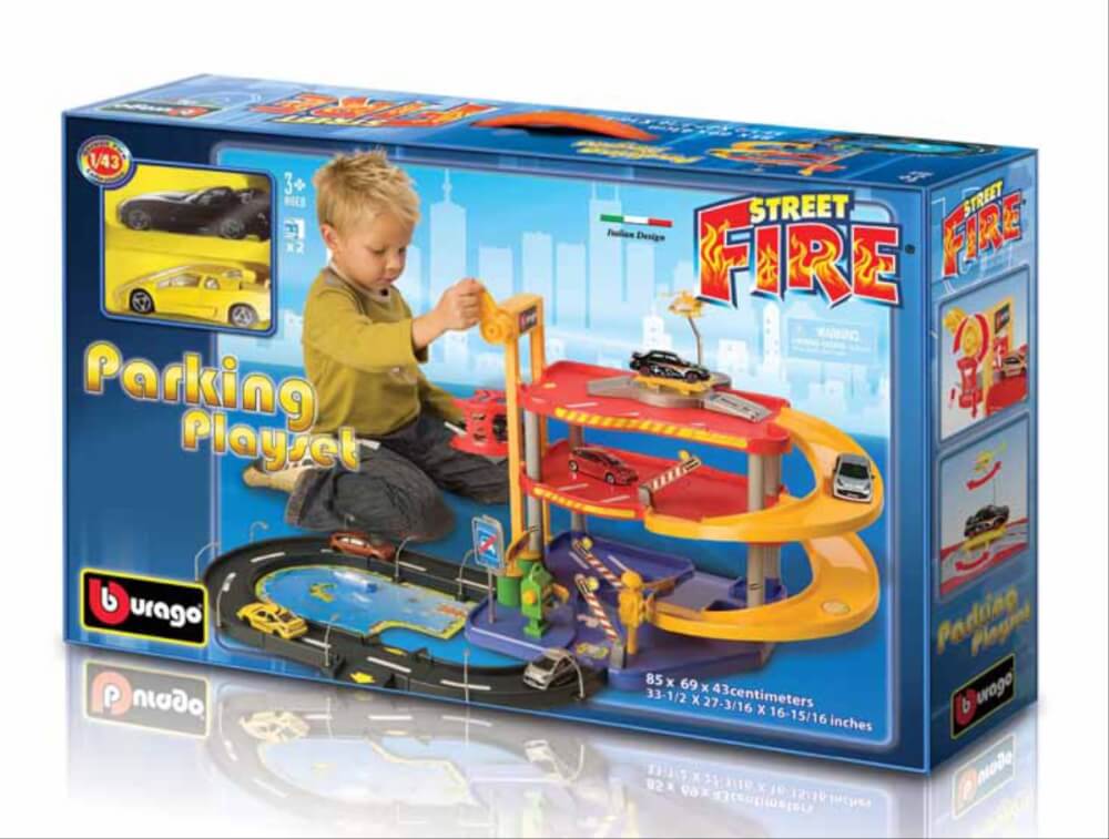 Bburago 1:43 StreetFire ''ParkingPlaySet'', inkl. 2 Fahrzeugen, WB