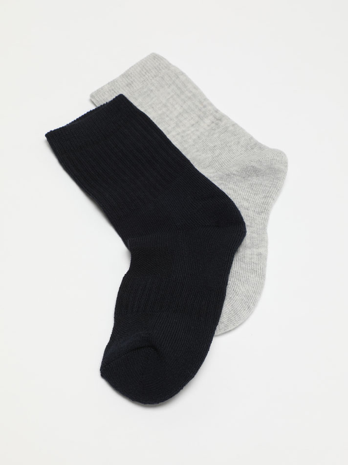 Pacote com 5 pares de meias esportivas - Cinza