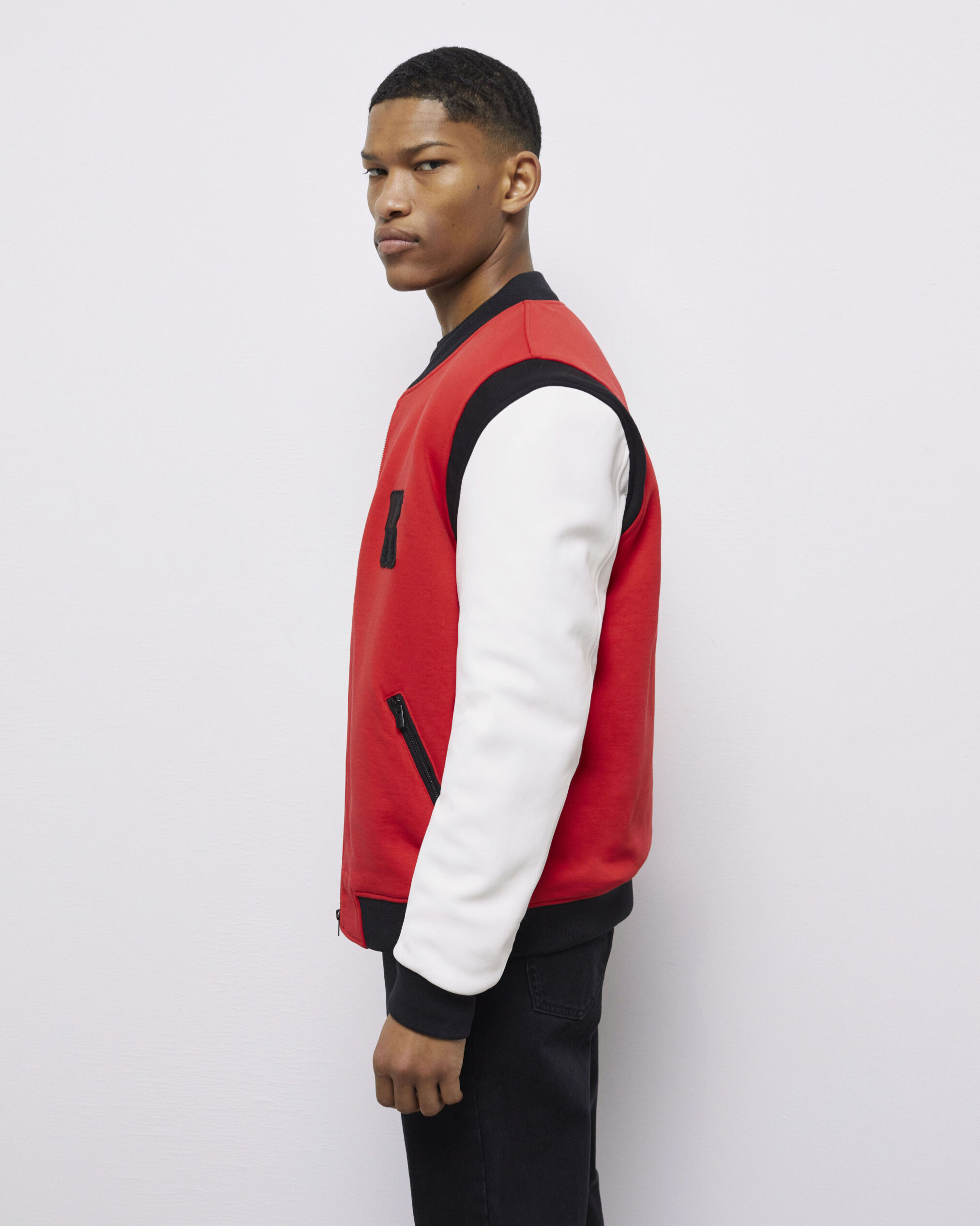 Blouson avec cuir et broderies