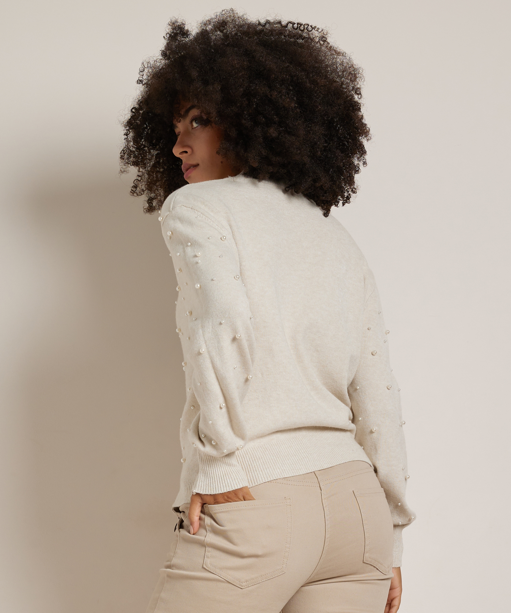 trui met all-over parels