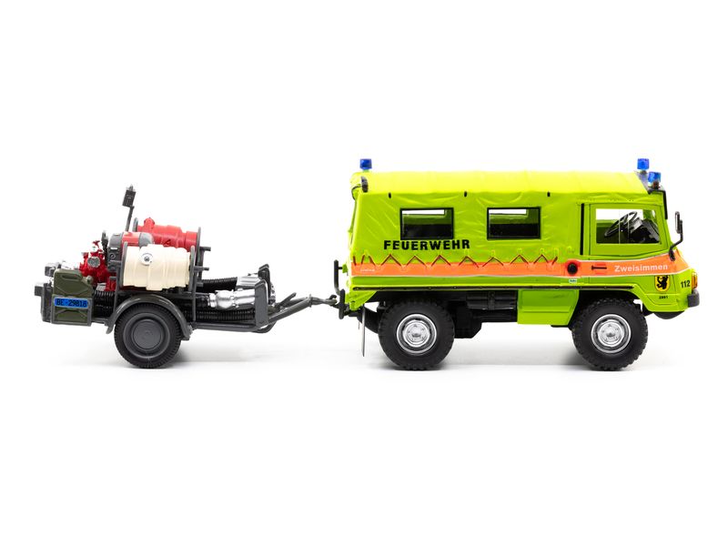 ACE Pinzgauer 710 4 x 4 FW Zweisimmen 1:43 Detailliertes Resin‑Sammlermodell mit Motorspritze