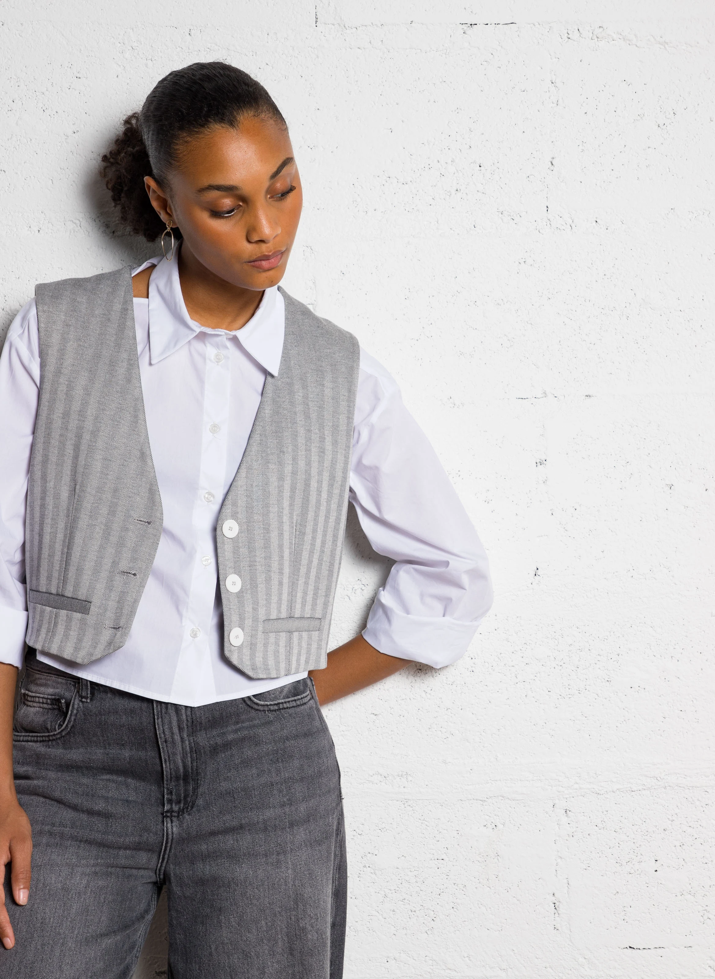 Gilet sans manches col V droit| Blanc