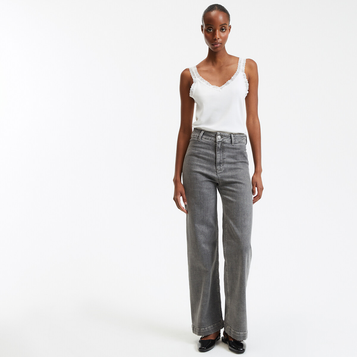 COLEÇÃO LA REDOUTE<br>Regata com detalhe em renda e decote em V