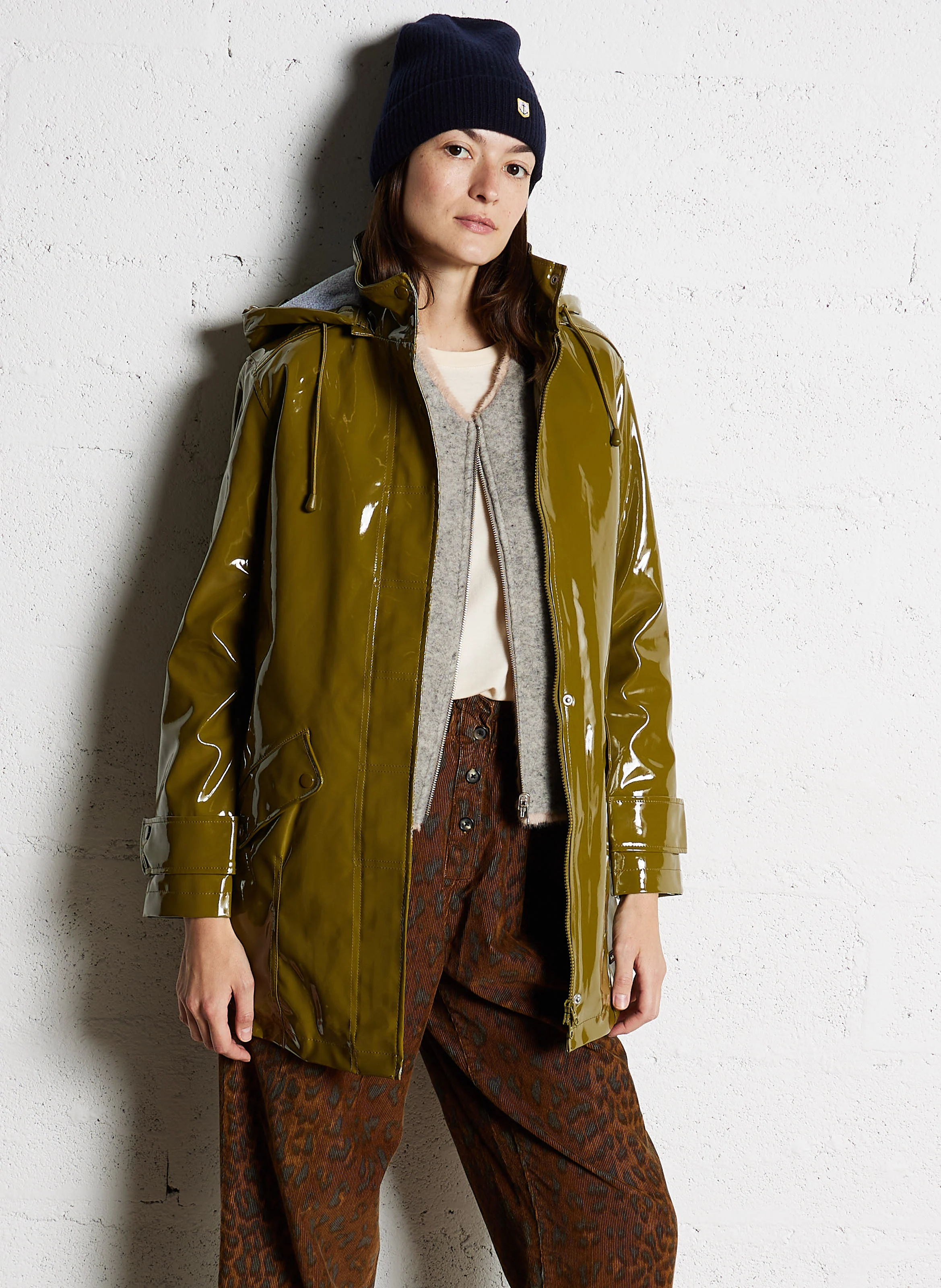 MAÉ - Imperméable à capuche vernis | Vert