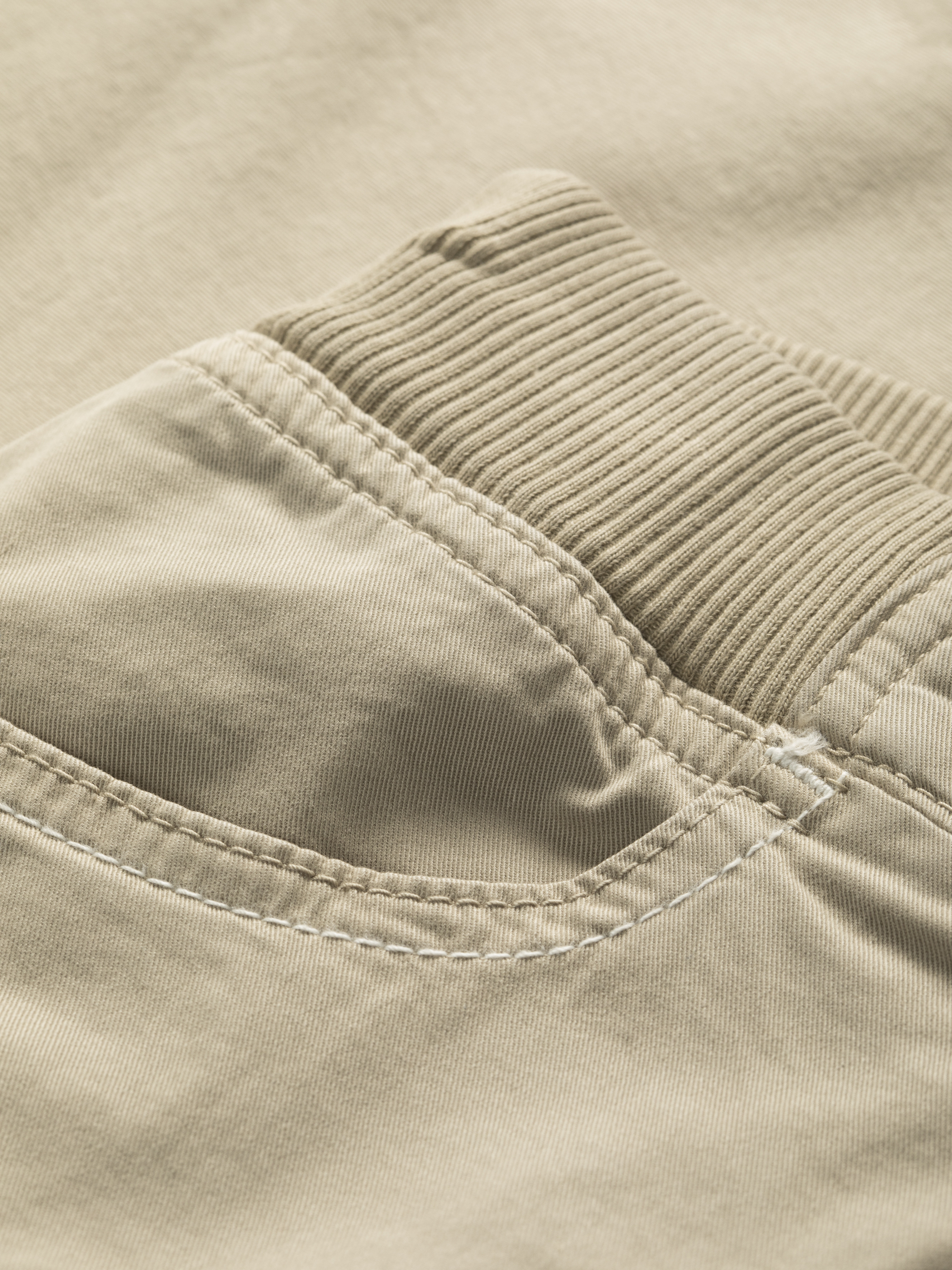 Jessy Pant W