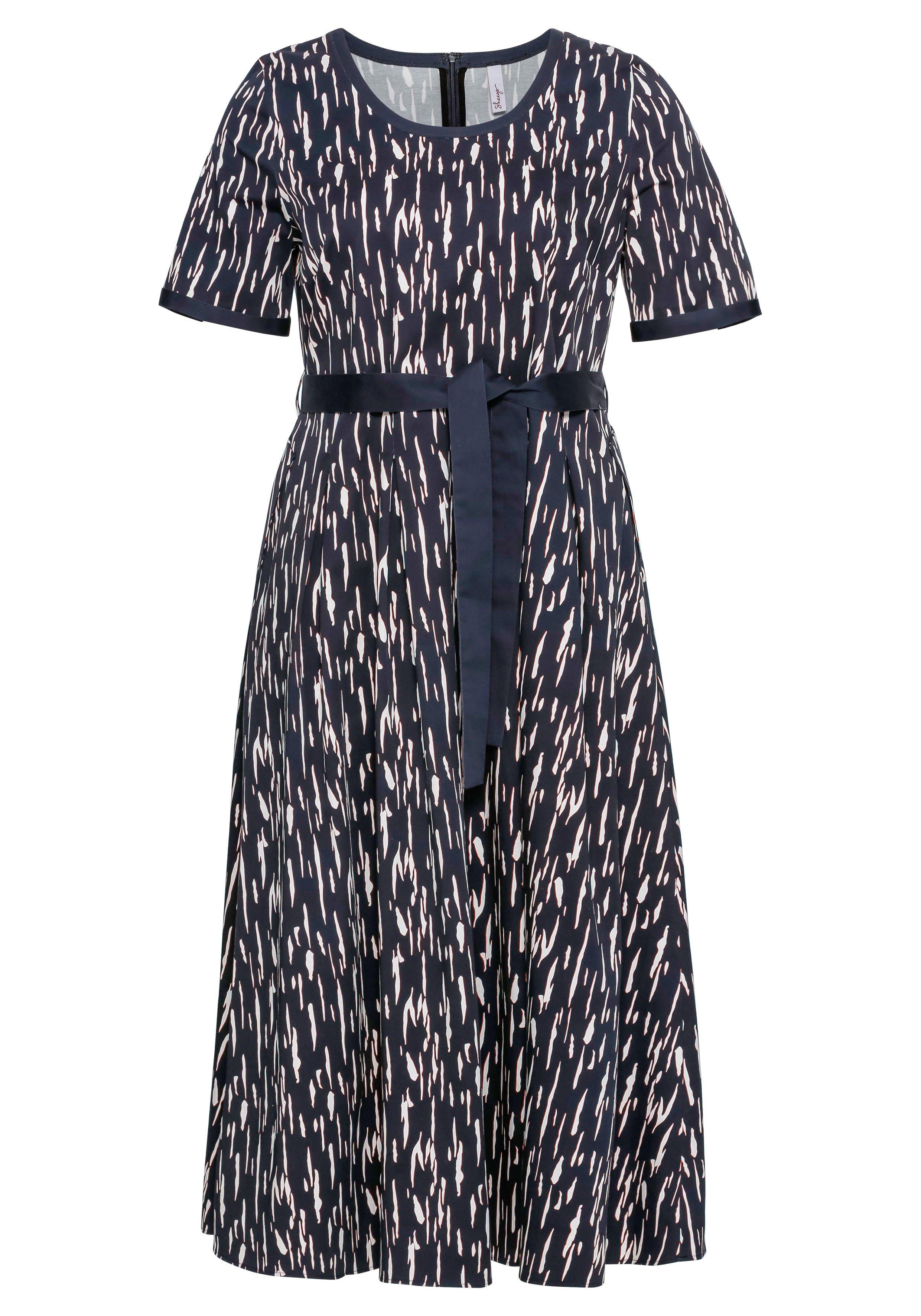 Midikleid mit Bindegürtel und Alloverdruck