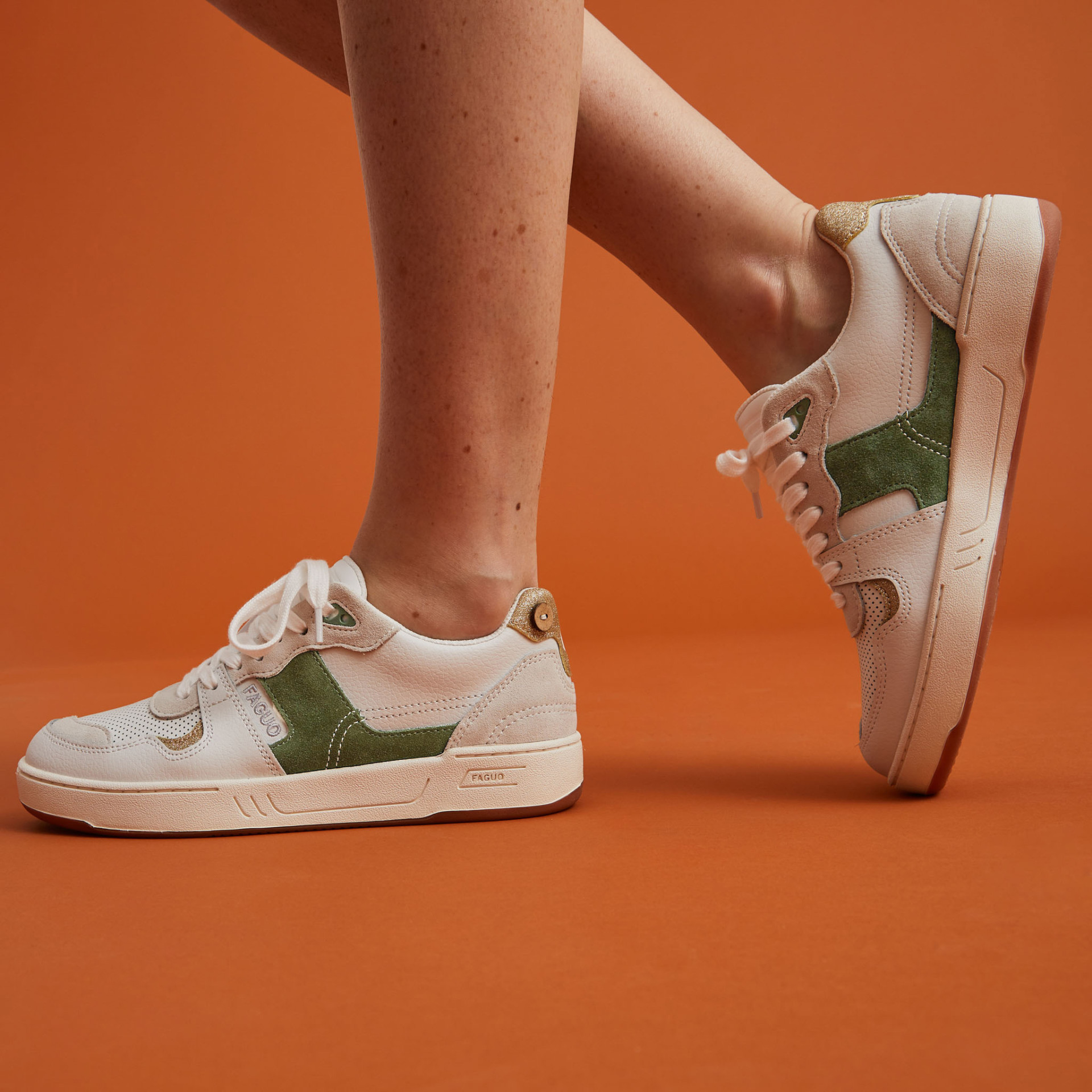 Baskets kaki & dorée en cuir Cuir - modèle Ceiba