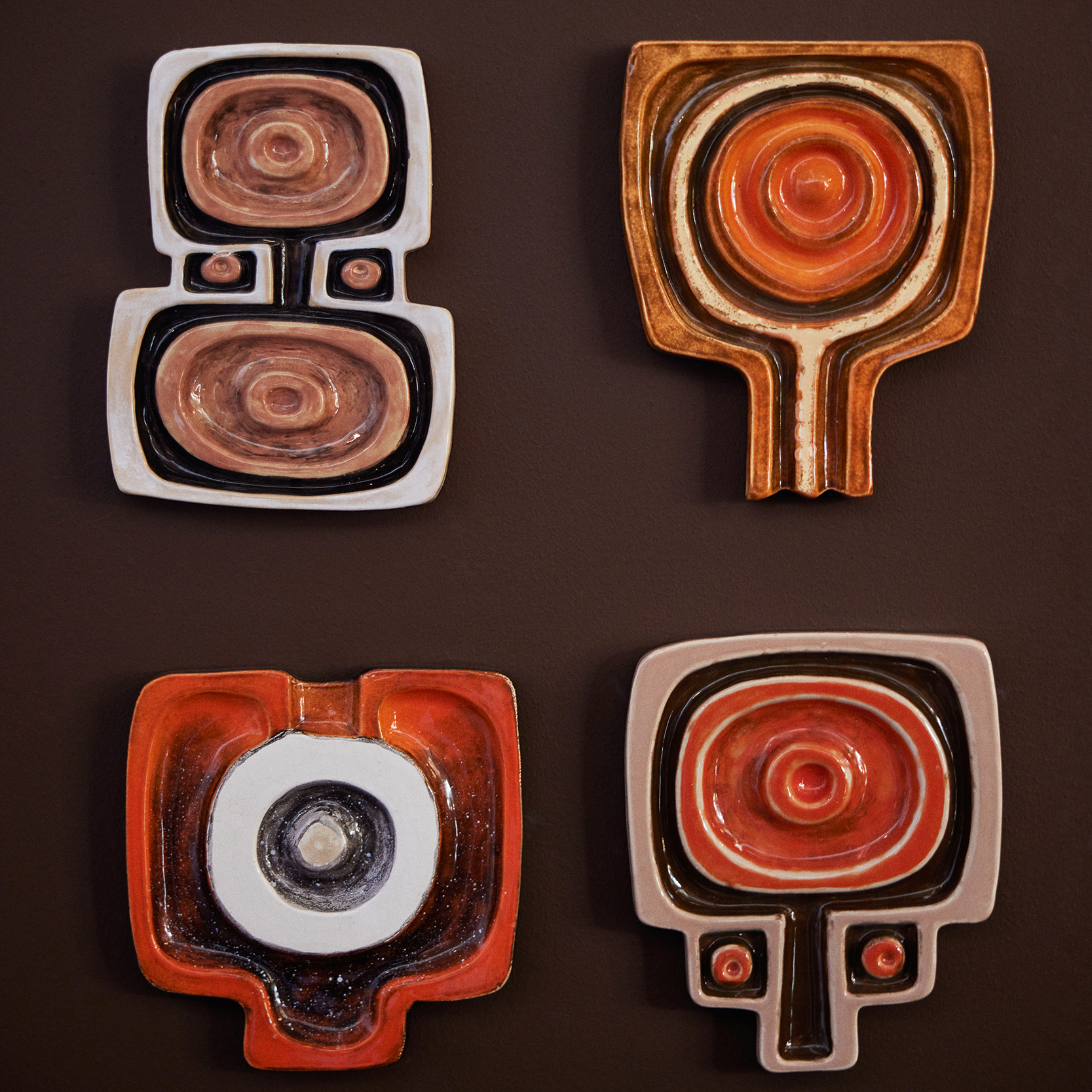 Wall art ceramic posy