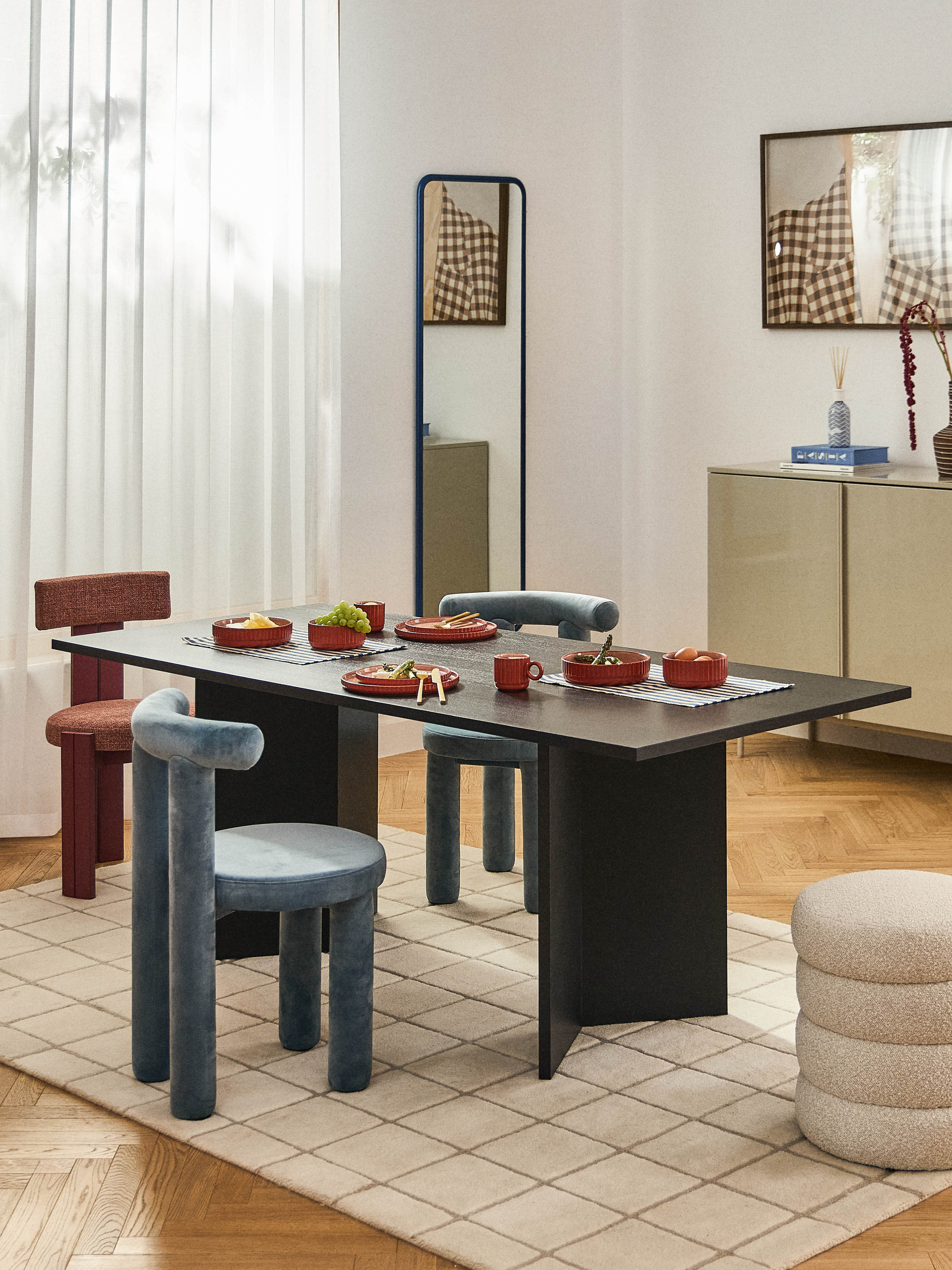 Eettafel Toni, in verschillende formaten