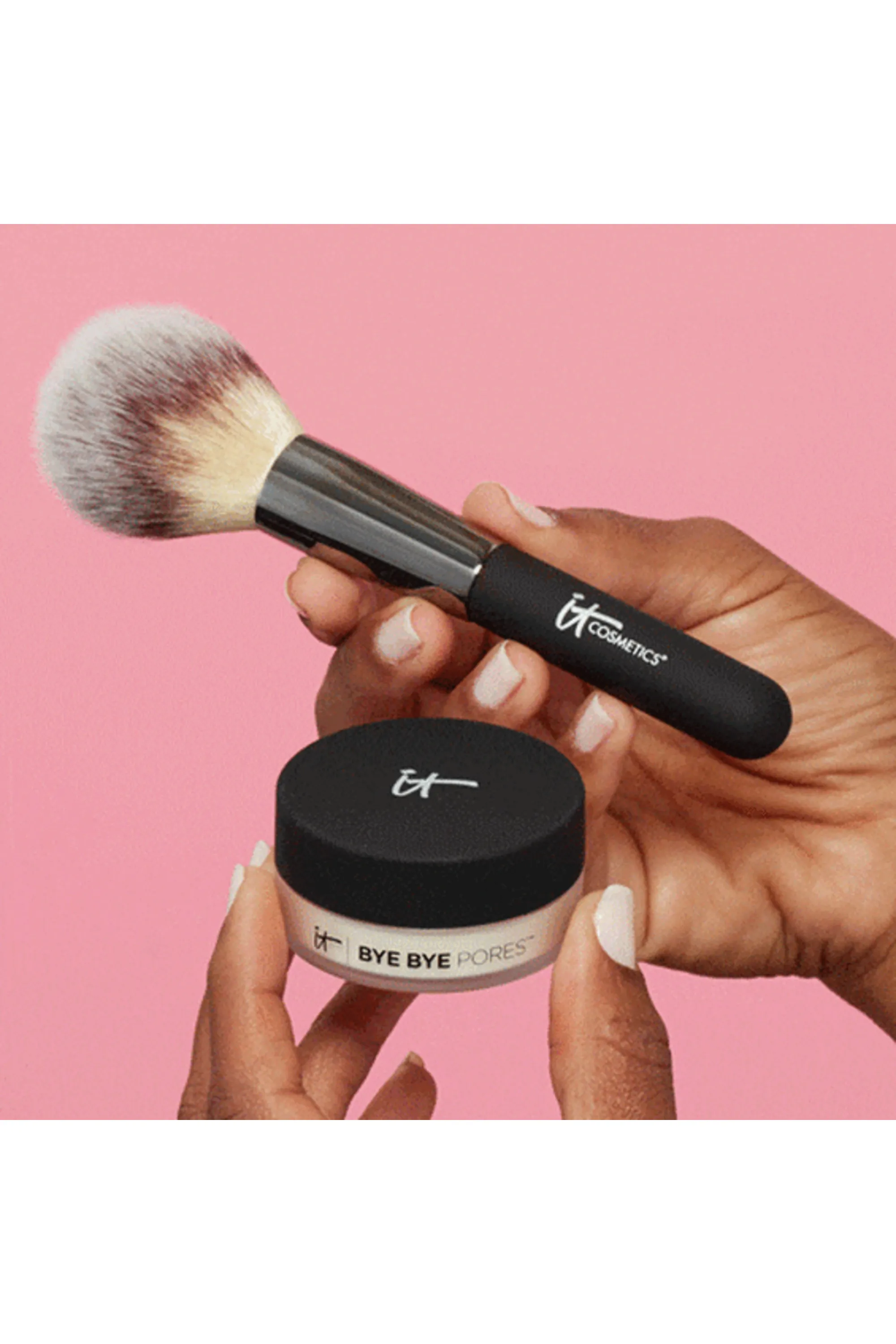 it Cosmetics Pinceau poudre rond Heavenly Luxe™ #8