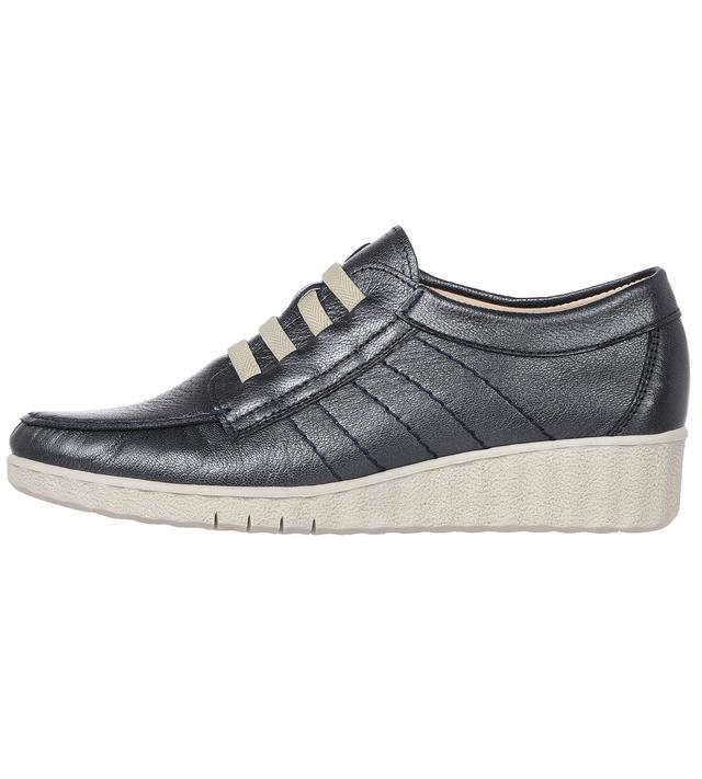 Halbschuh in Lackleder und Schnüroptik