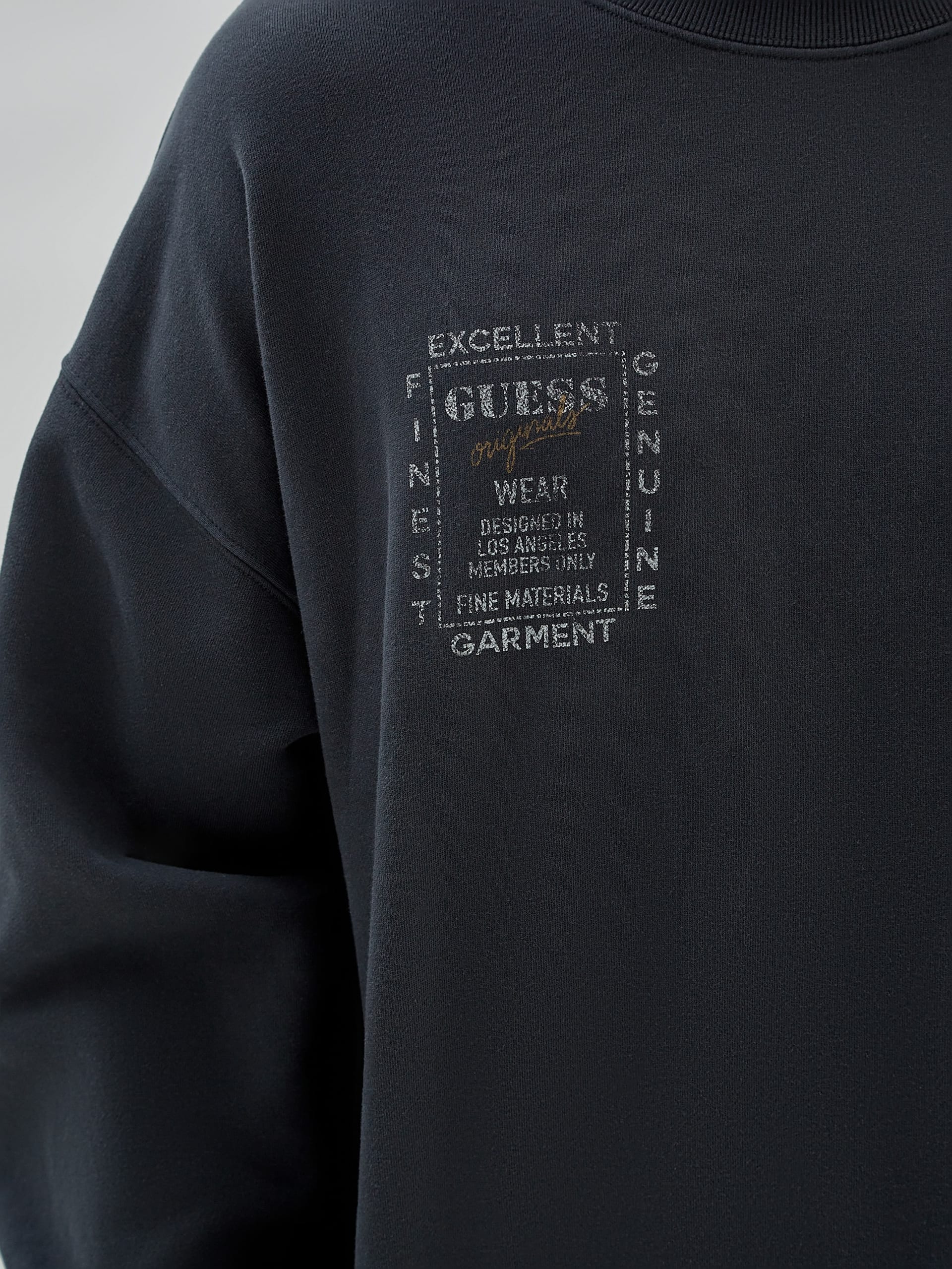 Camiseta GUESS Originals Varsity Crewneck