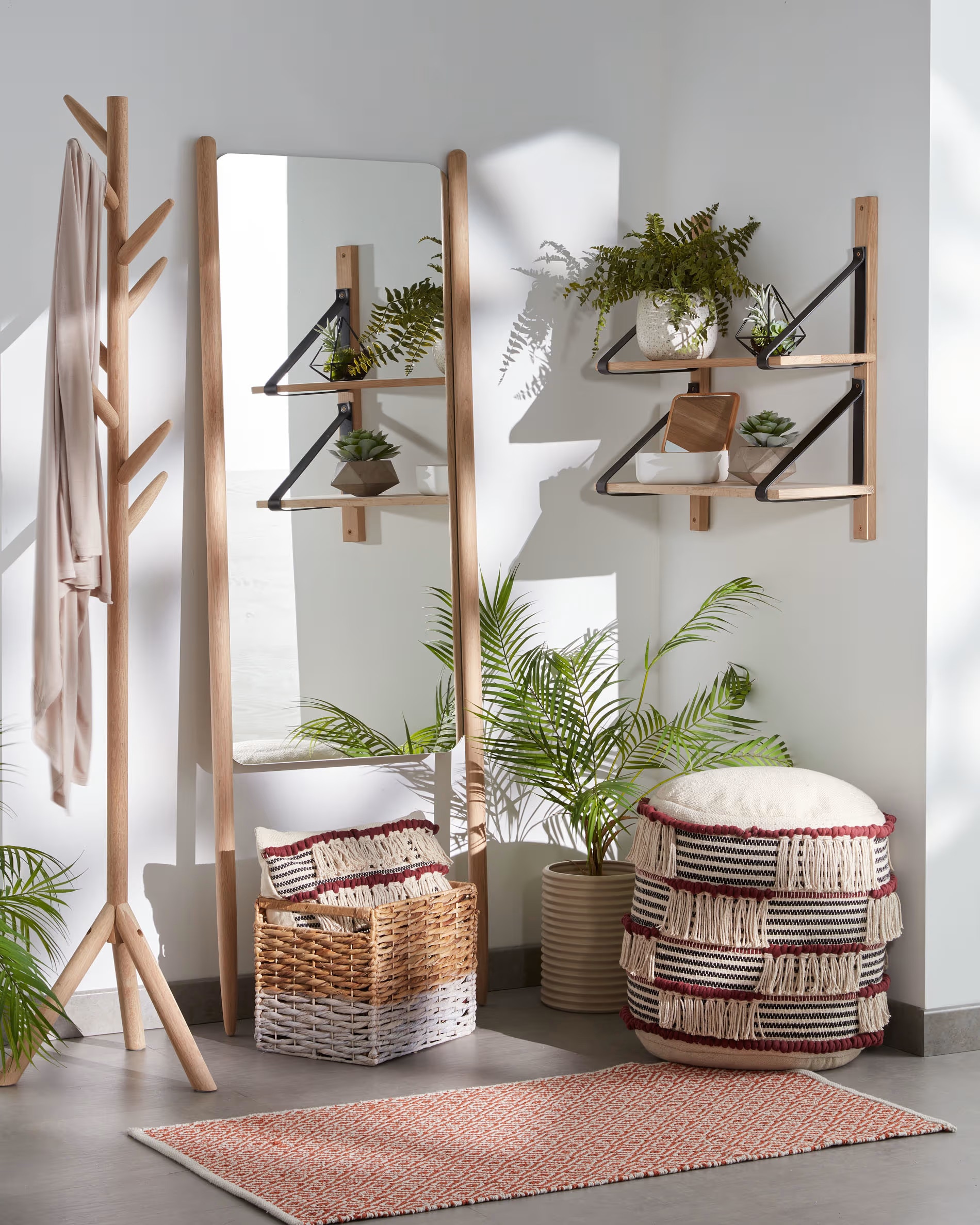 Kave Home Garderobe NATANE 50 x 163 cm Buchenholz braun