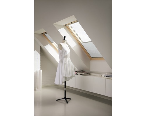 VELUX Advantage Set: Warmtewerend zonnescherm, transparant zwart, en honingraat plisségordijn, wit, FOP C02 1045S