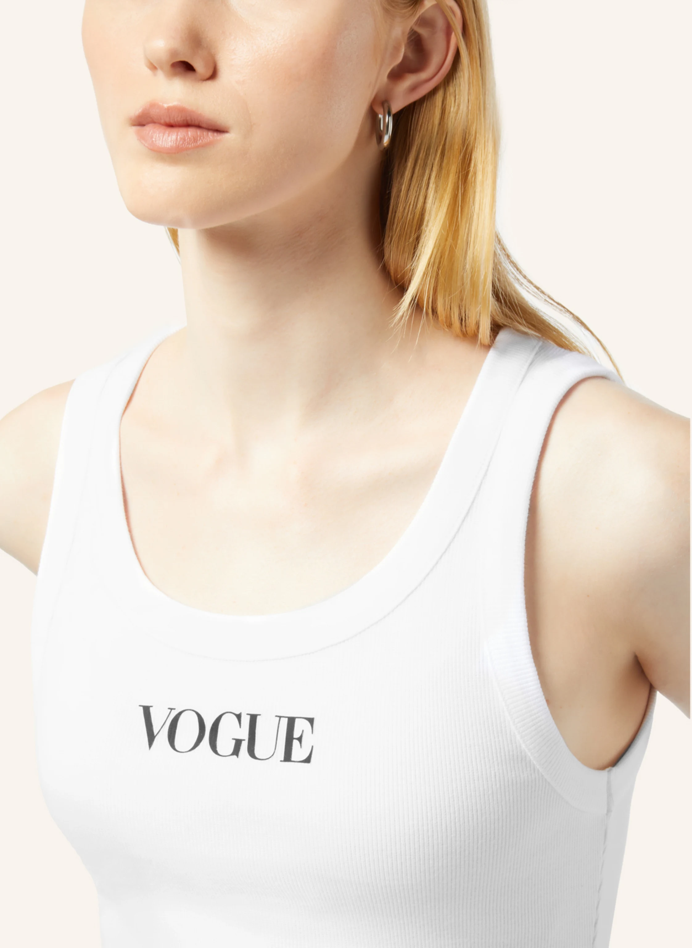 VOGUE COLLECTION Top
