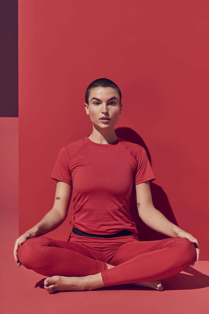 Craft ADV Essence Hardloopshirt Korte Mouwen Rood Dames