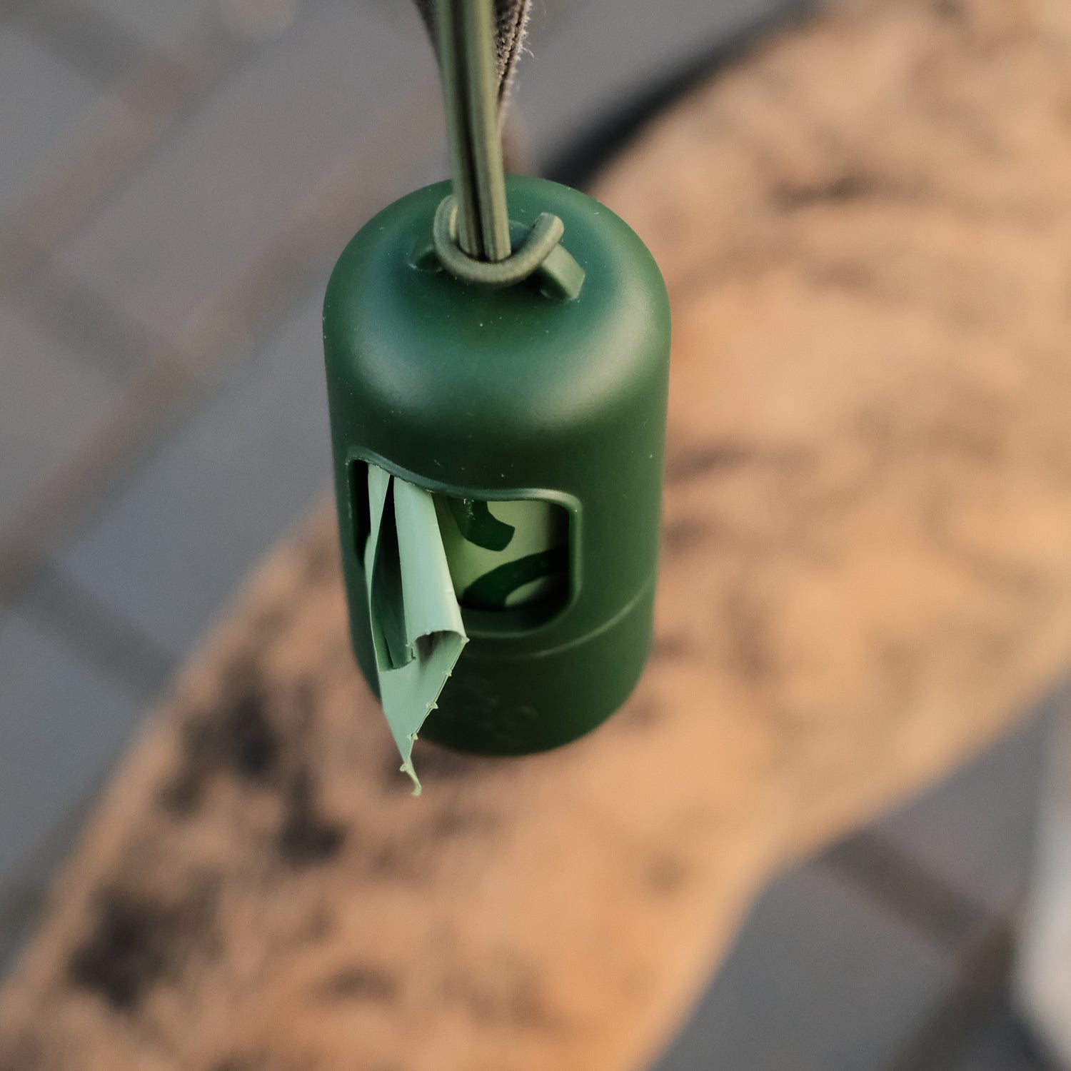 Beco poepzakjes houder met poepzakjes groen 15 stuks