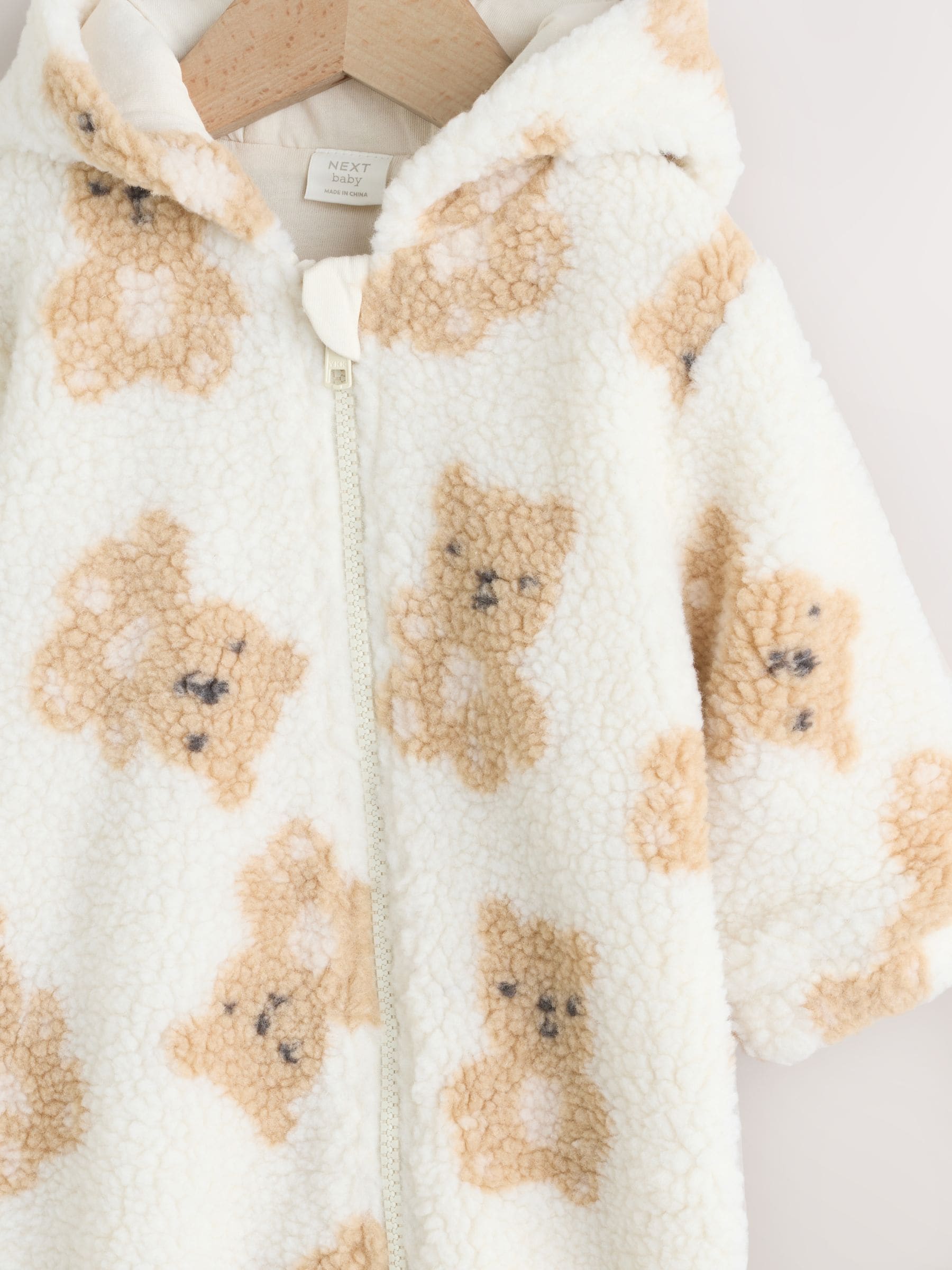Natuurlijk - Bear Borg babypakje met all-over print (0-18mnd)