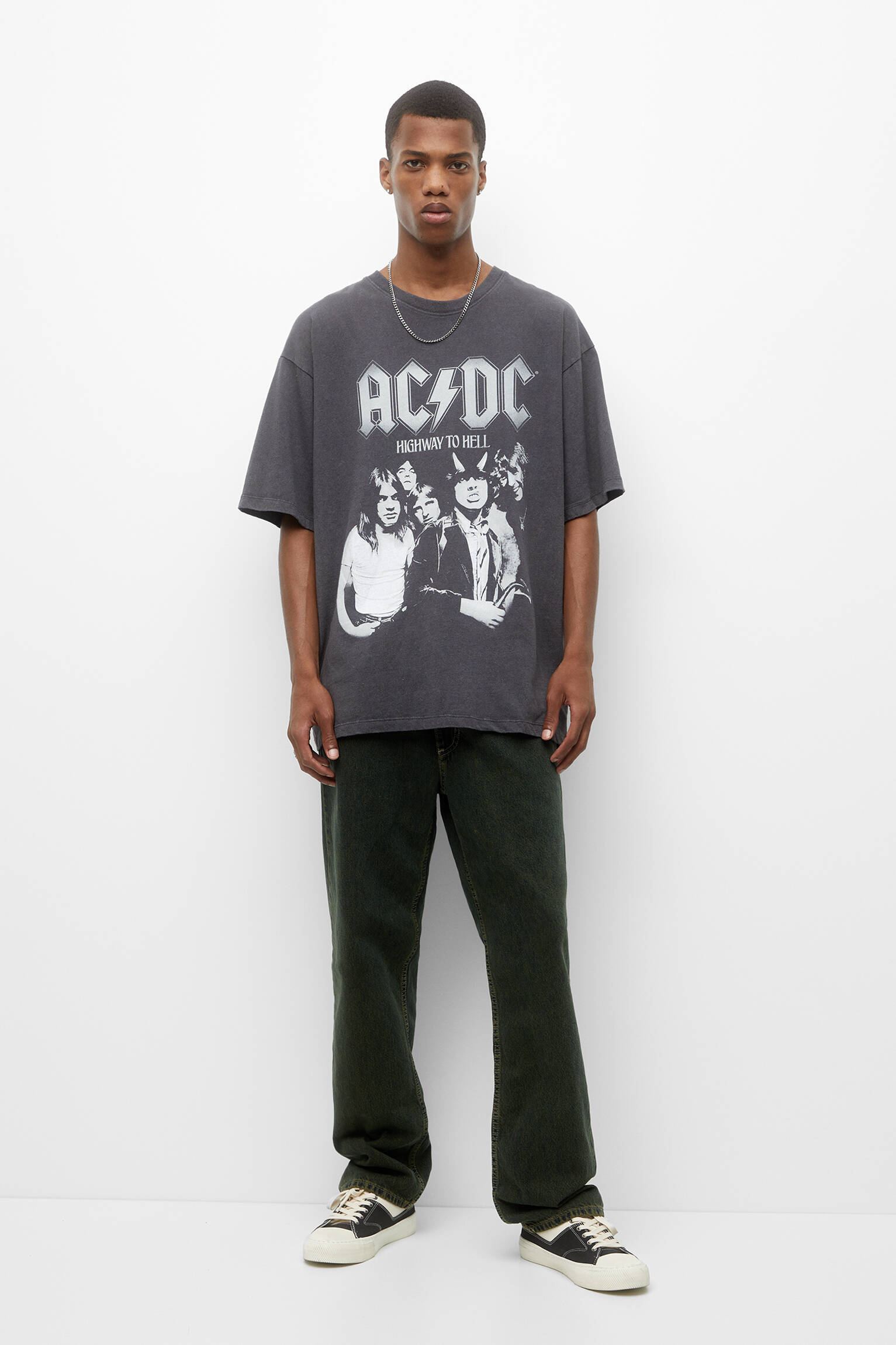 Camiseta AC/DC Washed Highway to Hell - Cinza