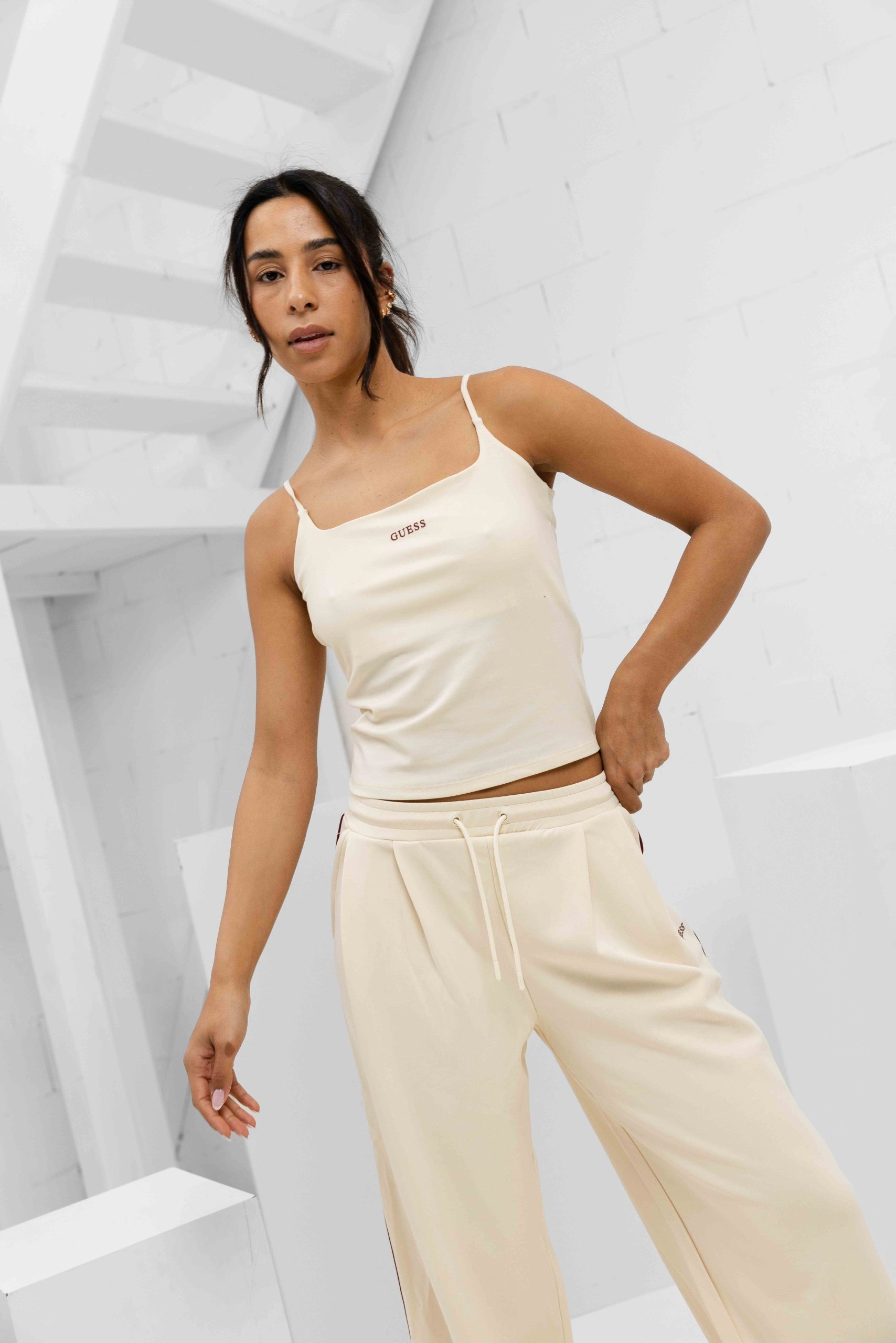 Guess Ribgebreide Top Dames Beige