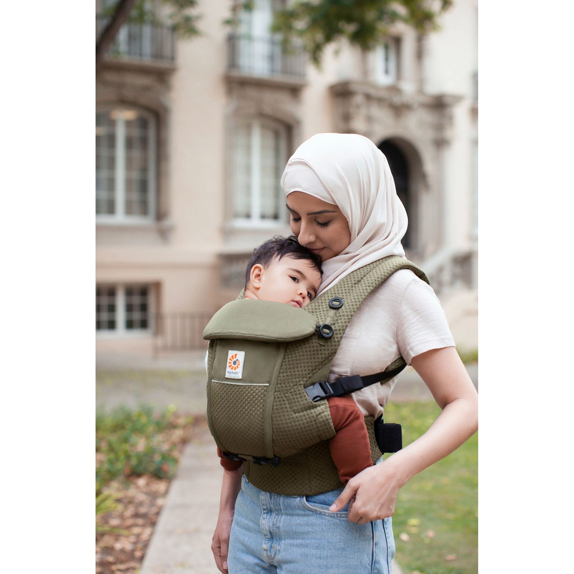 Ergobaby® - ADAPT Soft Flex Mesh Babytrage olive green