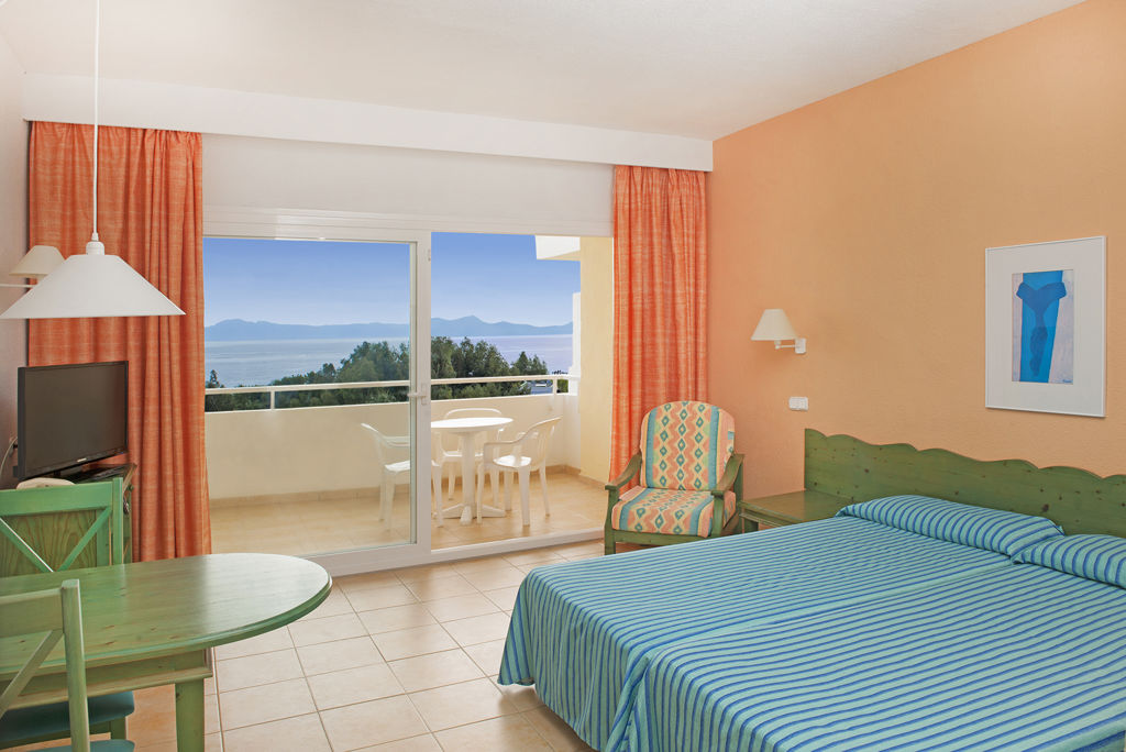 Iberostar Waves Ciudad Blanca Logies en ontbijt - Hotel