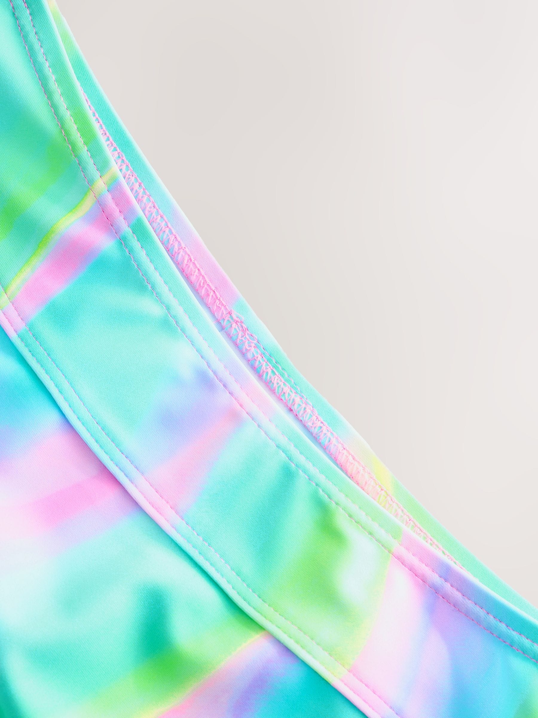 Tie-dye - Zonbeschermende set van surfshirt en shorts (3 - 16 jr)