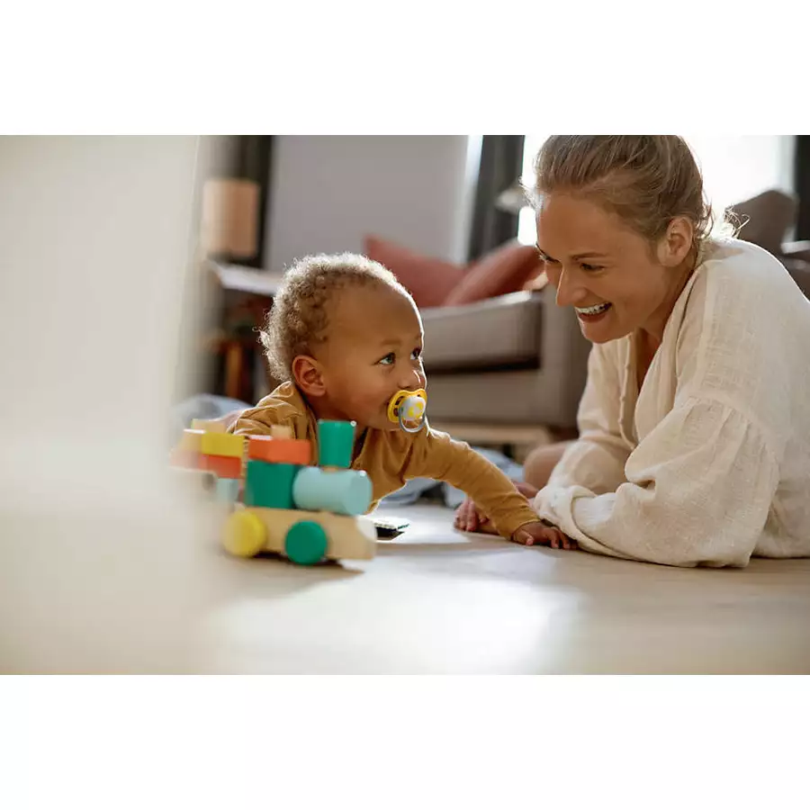 Philips Avent Schnuller ultra air SCF08018 6-18m in gelb, 4 Stück