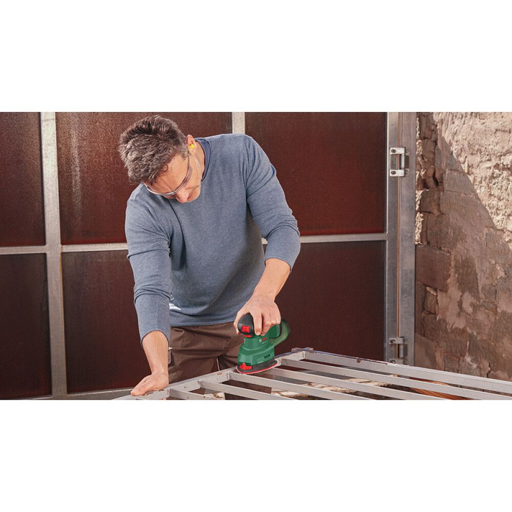 MULTISLIPER BOSCH UNIVERSAL SANDER 18-10 18V UTEN BATTERI