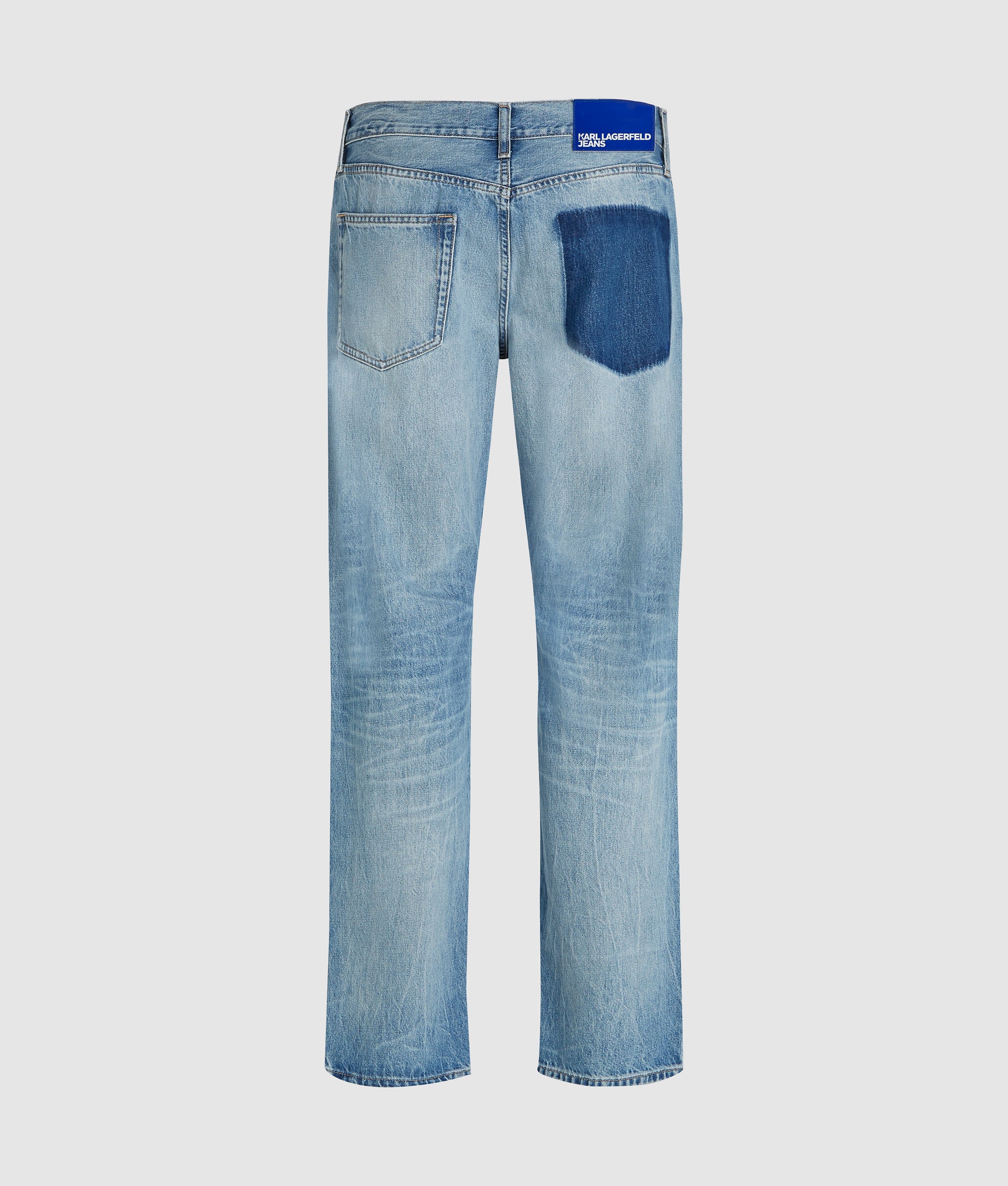 Rechte jeans met verwijderde zakken
