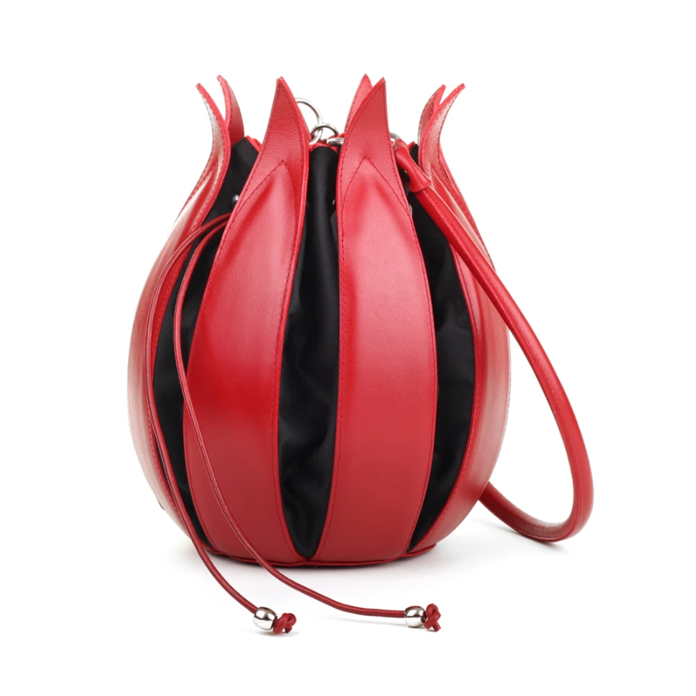 Tulip Classic Red Leather - Black Canvas