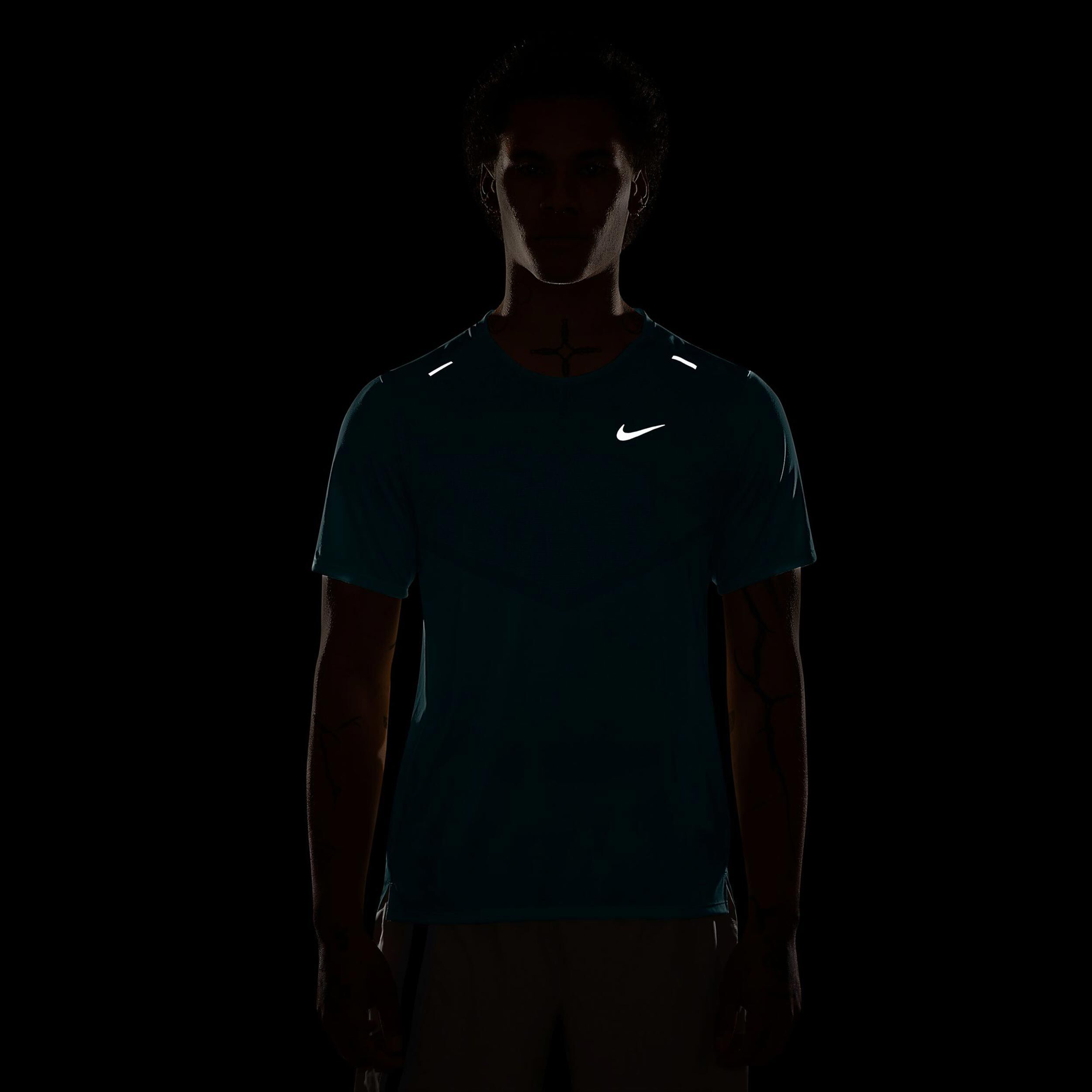 Nike Dri-Fit Rise 365 Maillot De Course Hommes - Bleu Clair