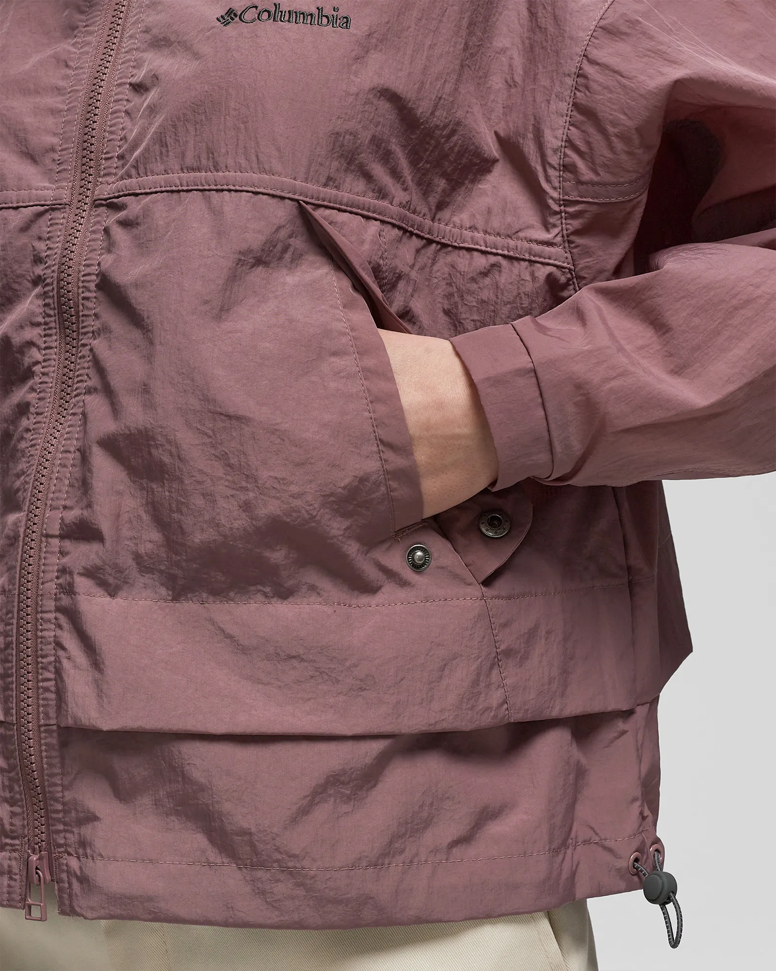 Columbia Paracutie Windbreaker