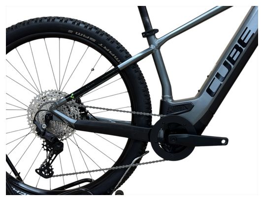 Produit reconditionné . Cube Reaction Hybrid Pro 625 Shimano Deore 2022 . Vélo électrique . Cube . très bon état