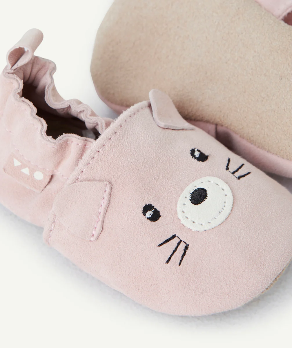 CHAUSSONS EN CUIR BÉBÉ FILLE ROSE AVEC MOTIF OURS