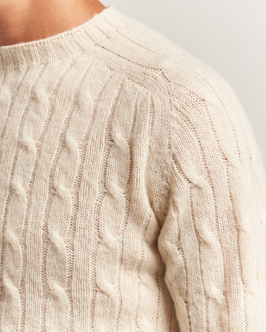 Harley Of Scotland Brushed Supersoft Lambswool Cable Vanilla