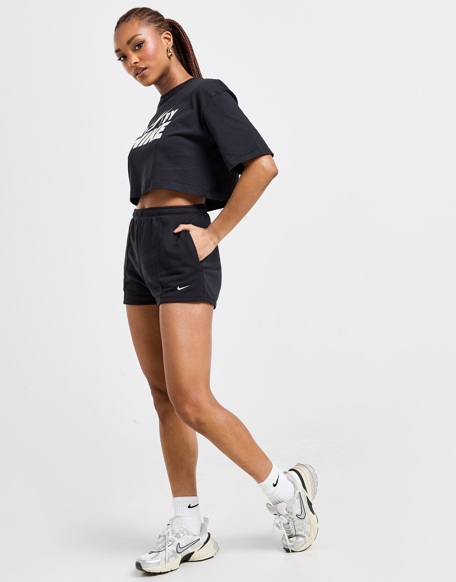 Nike Essential Sportswear Chill French Terry Shorts